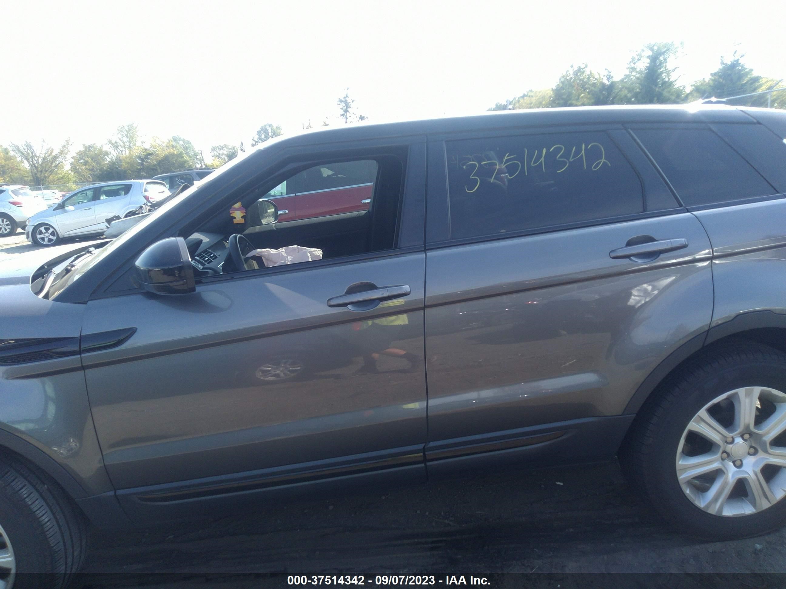 Photo 13 VIN: SALVP2RX1JH297112 - LAND ROVER RANGE ROVER EVOQUE 