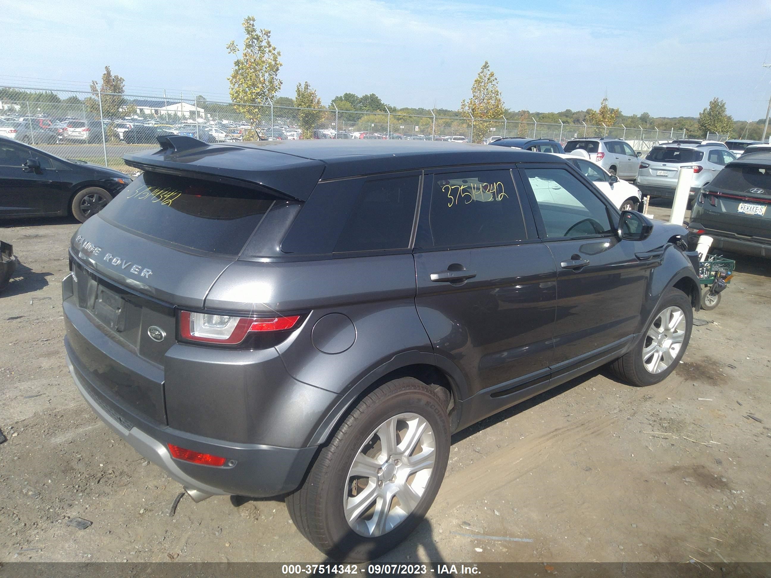 Photo 3 VIN: SALVP2RX1JH297112 - LAND ROVER RANGE ROVER EVOQUE 