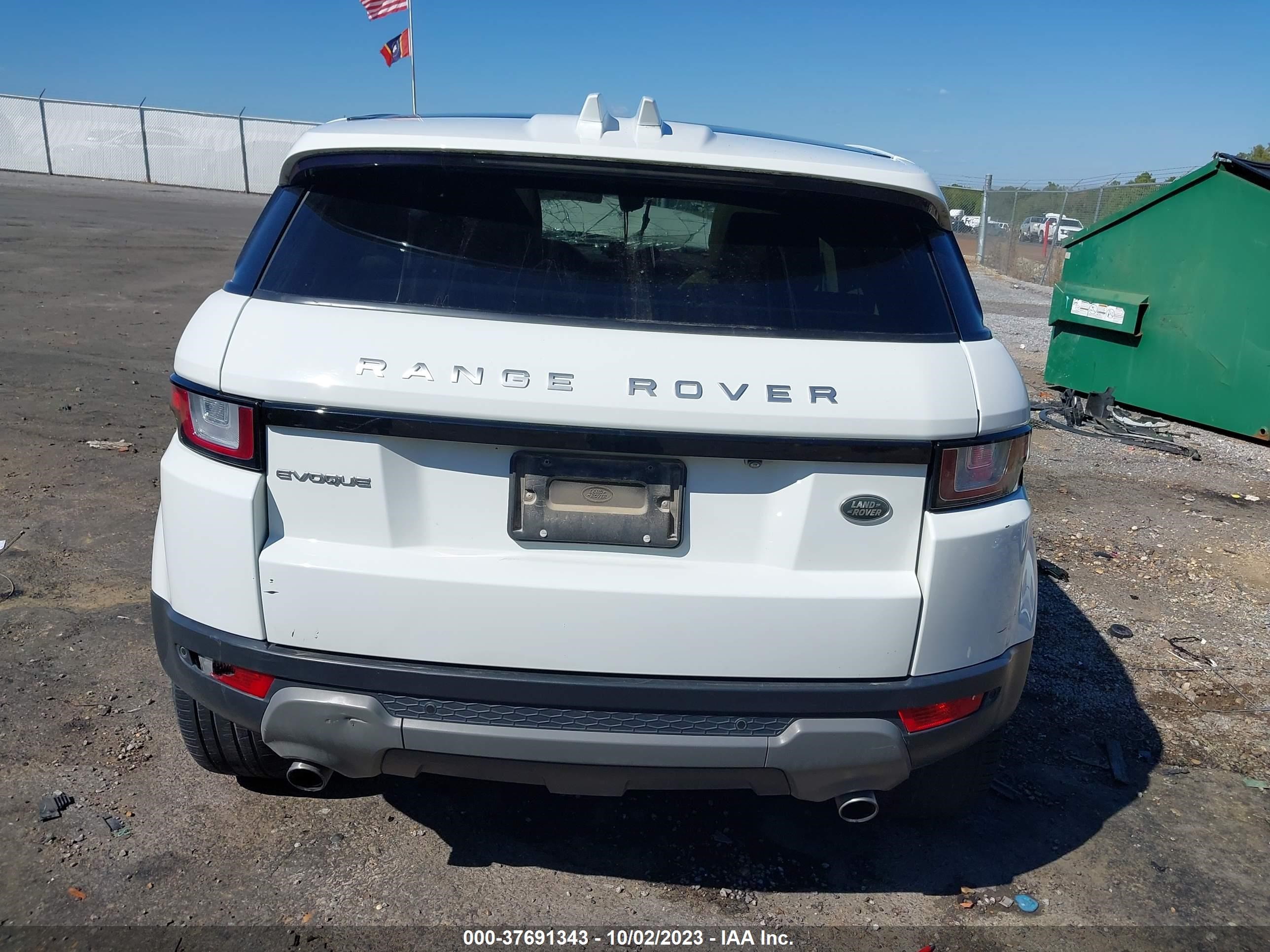 Photo 15 VIN: SALVP2RX4JH299615 - LAND ROVER RANGE ROVER EVOQUE 