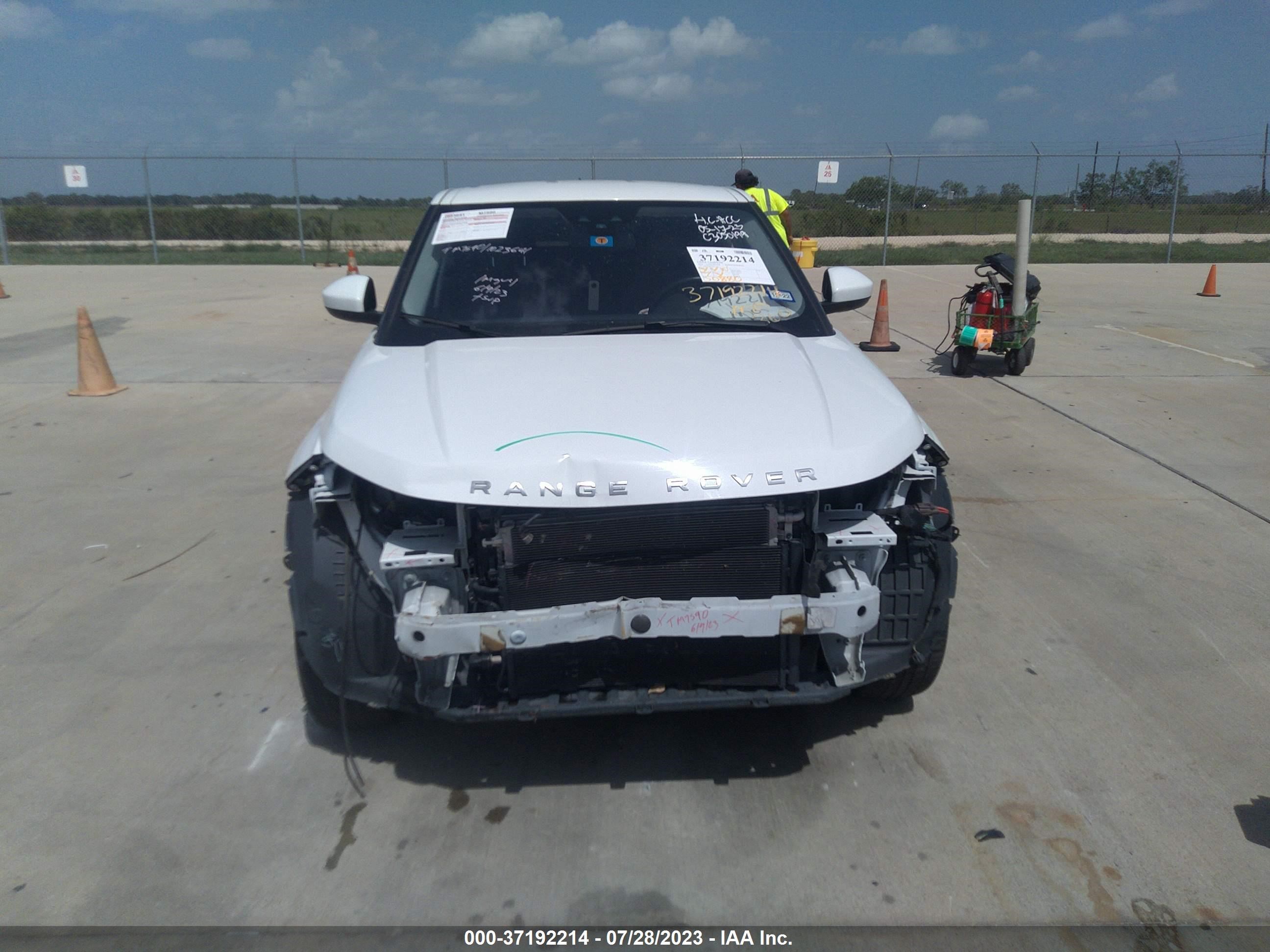 Photo 11 VIN: SALVP2RX7JH311546 - LAND ROVER RANGE ROVER EVOQUE 