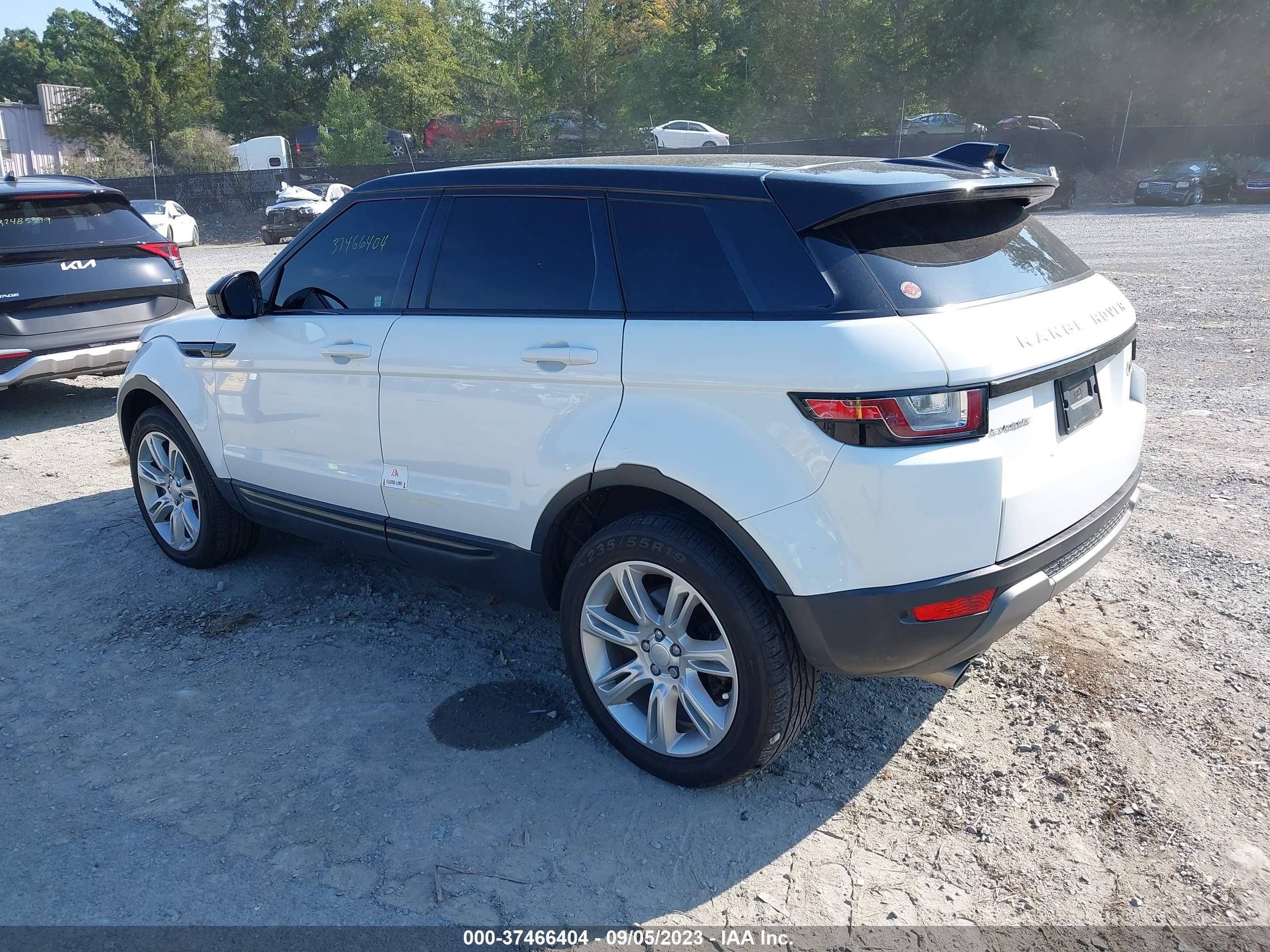 Photo 2 VIN: SALVP2RX8JH296491 - LAND ROVER RANGE ROVER EVOQUE 