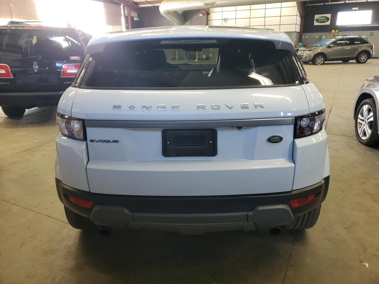 Photo 5 VIN: SALVR2BG6FH077170 - LAND ROVER RANGE ROVER 