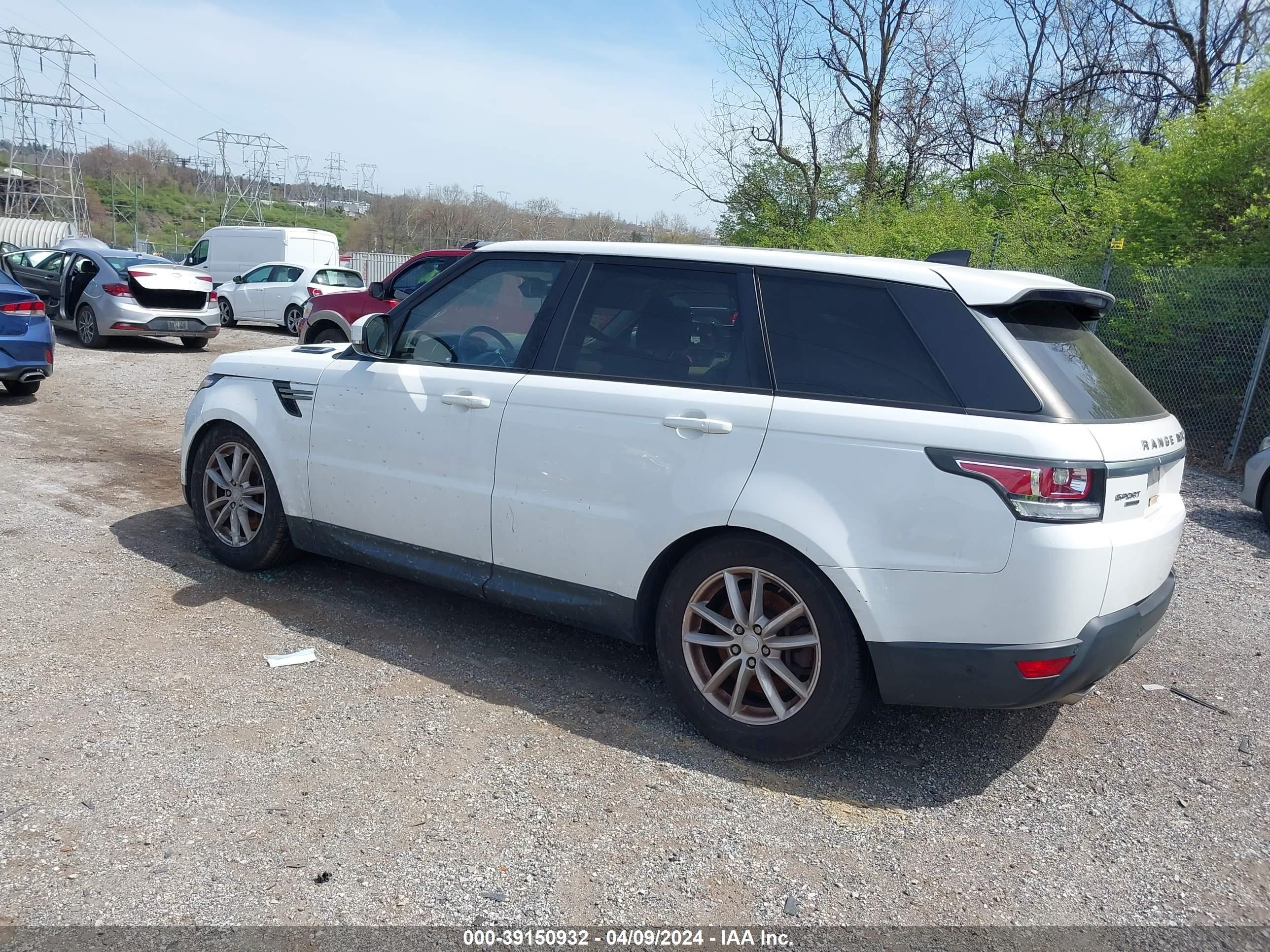 Photo 2 VIN: SALWG2FVXHA681397 - LAND ROVER RANGE ROVER SPORT 