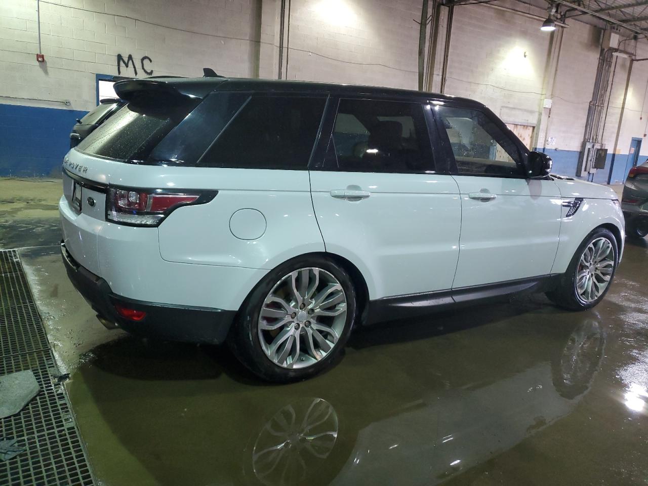 Photo 2 VIN: SALWR2EF2GA581457 - LAND ROVER RANGE ROVER 