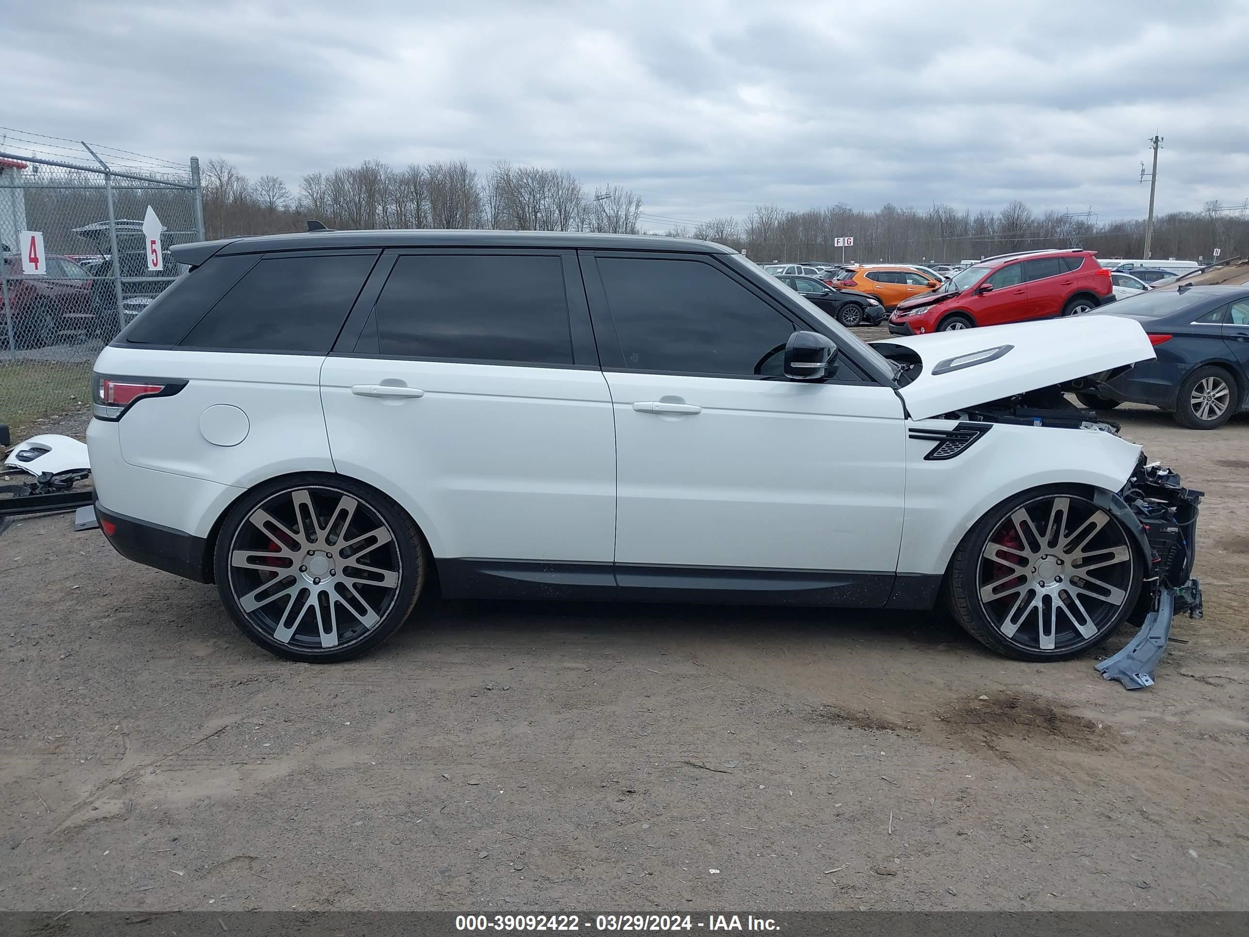 Photo 12 VIN: SALWR2EF4GA592007 - LAND ROVER RANGE ROVER SPORT 