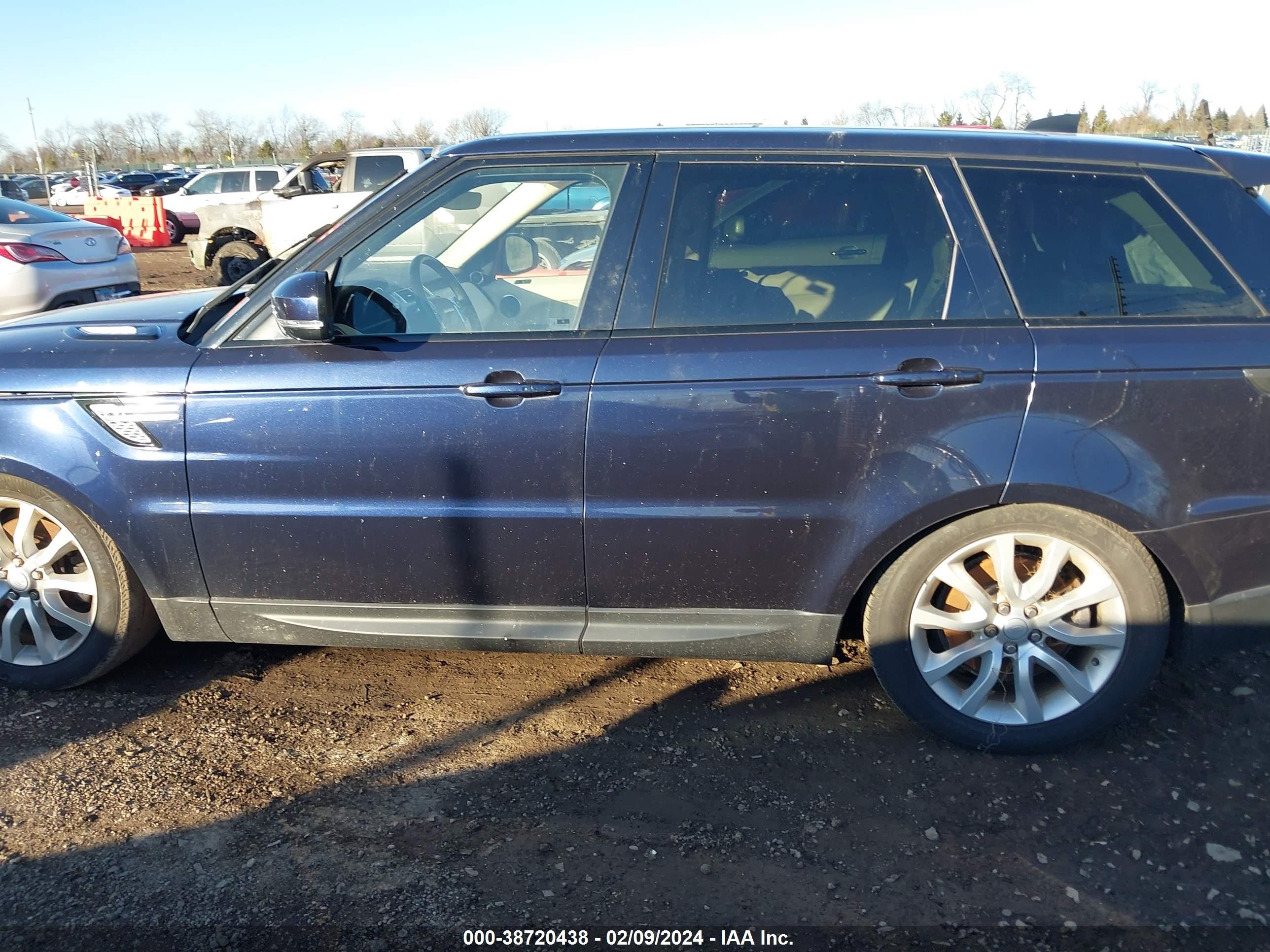 Photo 13 VIN: SALWR2FK8HA669331 - LAND ROVER RANGE ROVER SPORT 