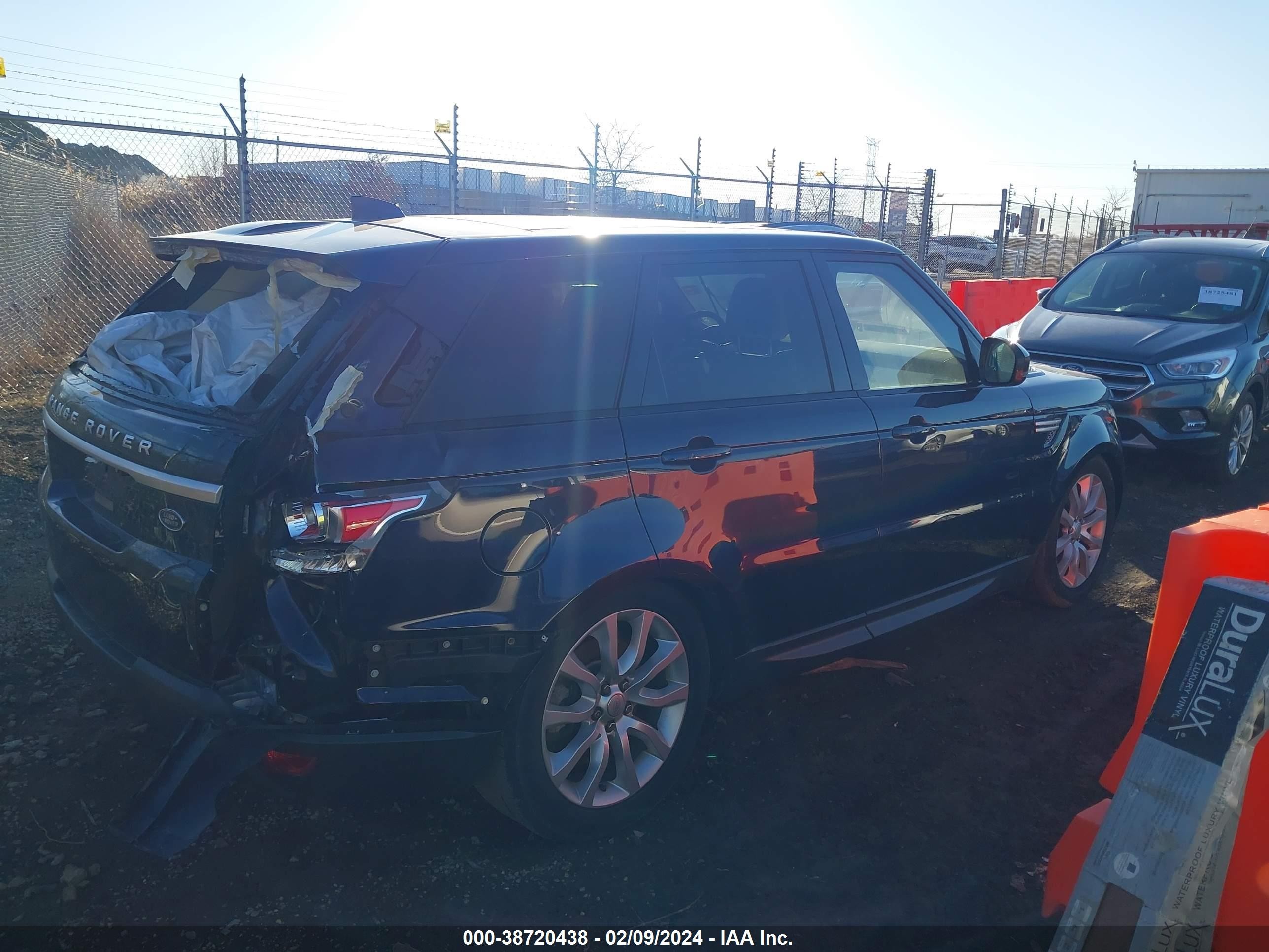 Photo 3 VIN: SALWR2FK8HA669331 - LAND ROVER RANGE ROVER SPORT 