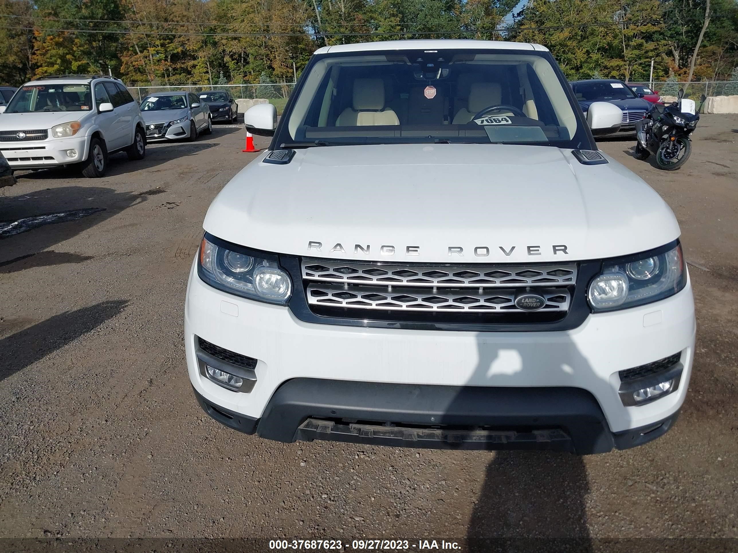 Photo 11 VIN: SALWR2FV2HA131363 - LAND ROVER RANGE ROVER SPORT 