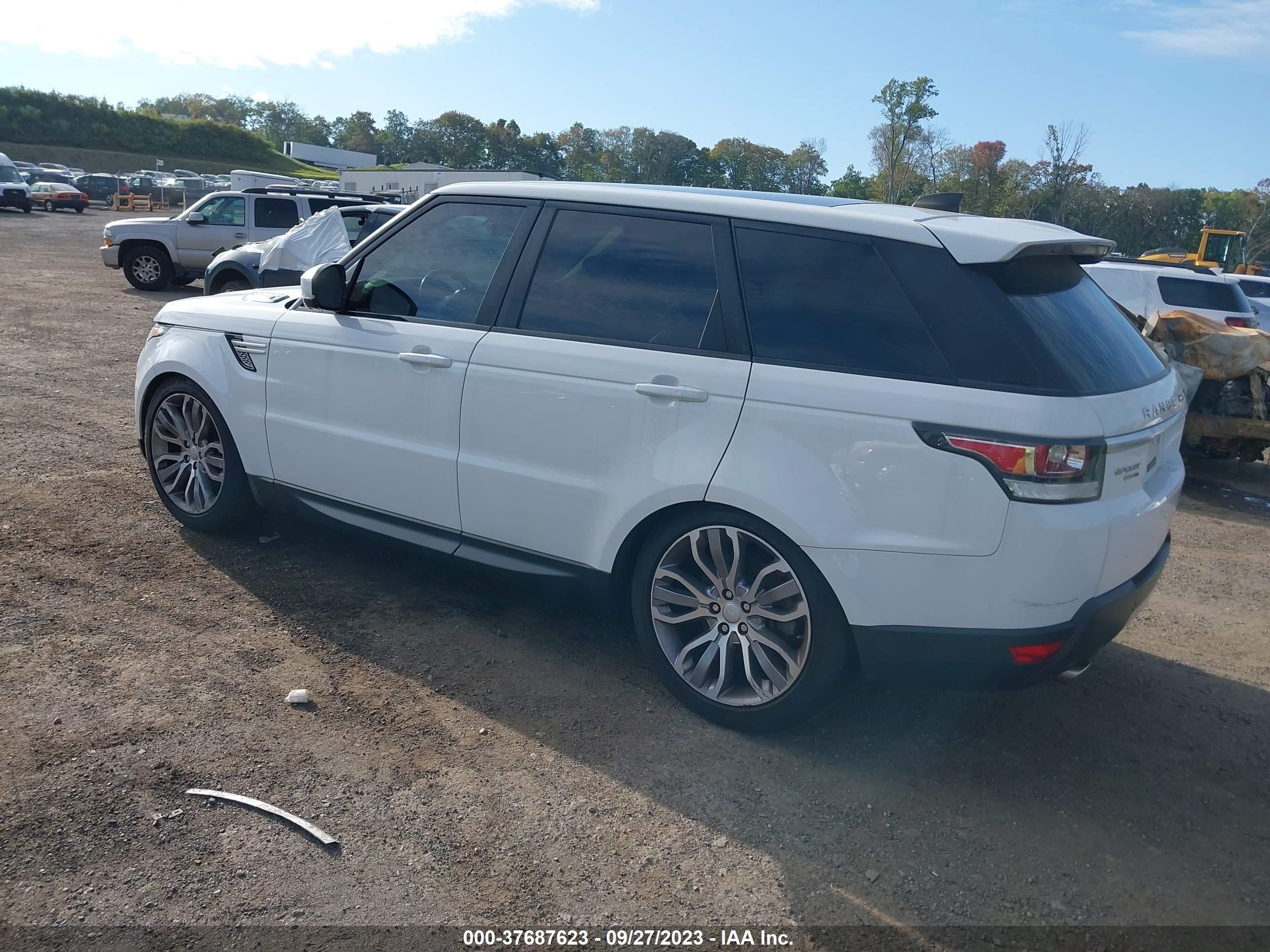 Photo 2 VIN: SALWR2FV2HA131363 - LAND ROVER RANGE ROVER SPORT 