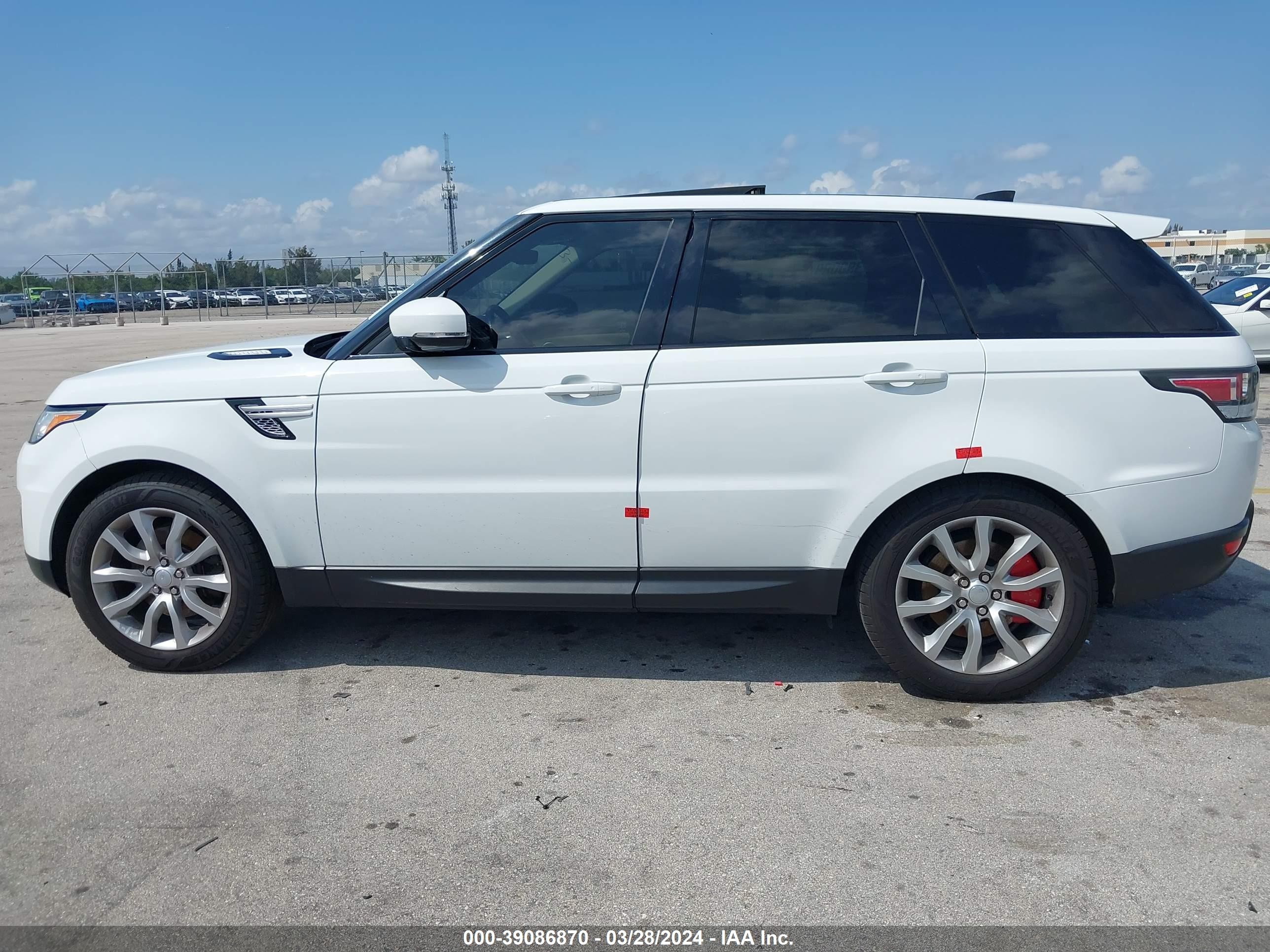 Photo 5 VIN: SALWR2FV9HA178003 - LAND ROVER RANGE ROVER SPORT 