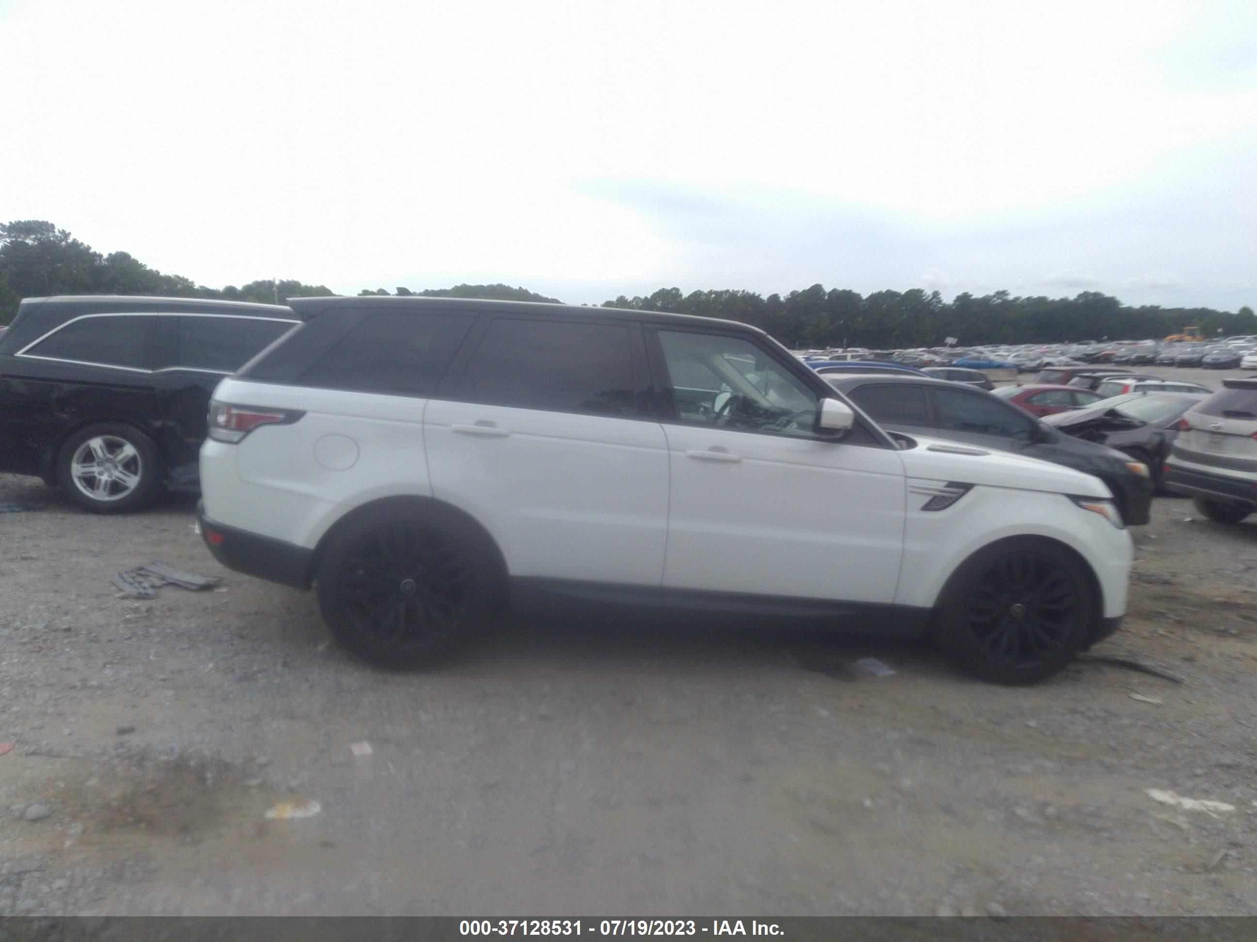 Photo 11 VIN: SALWR2KF6GA662188 - LAND-ROVER RANGE ROVER SPORT 