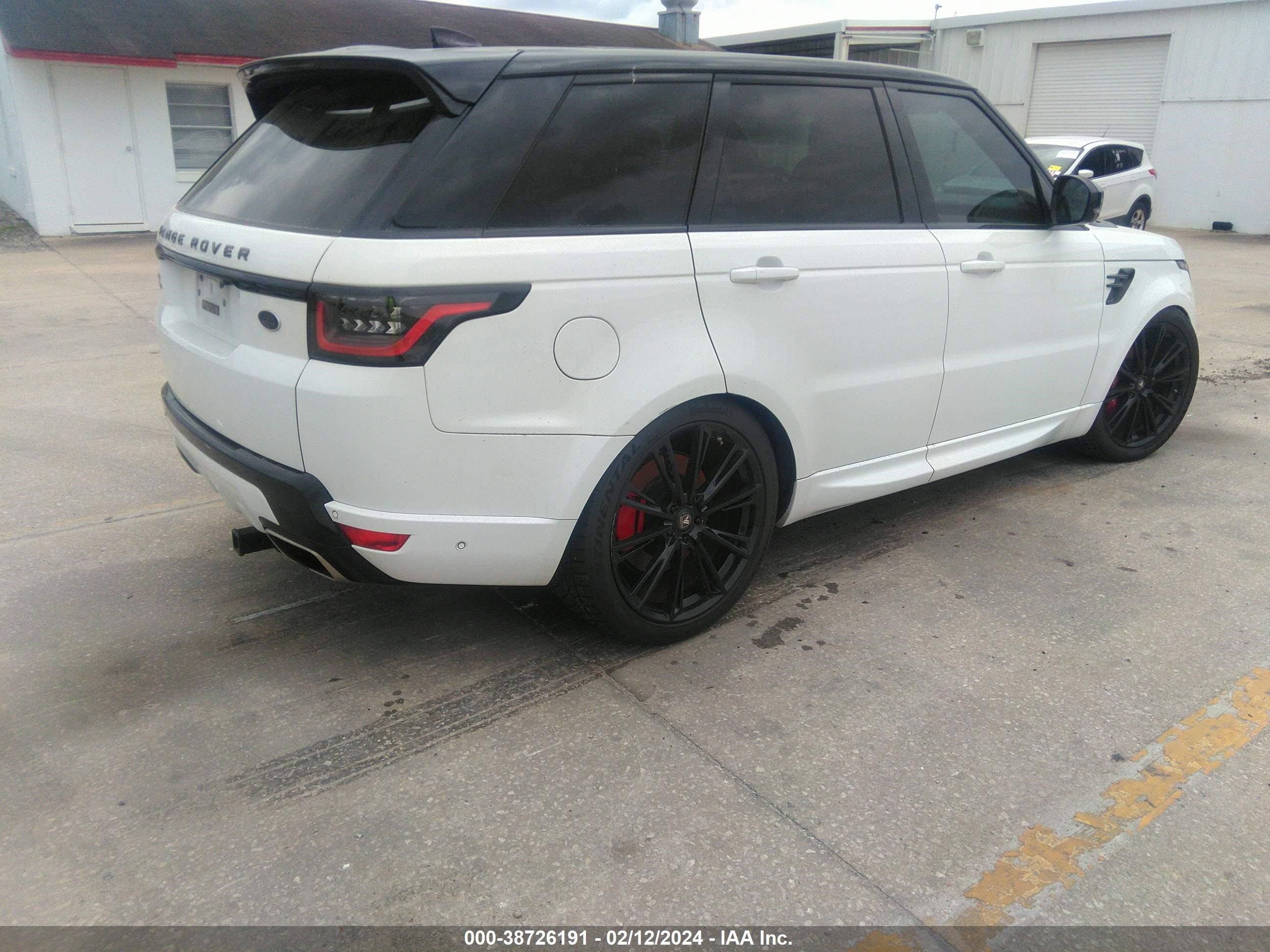 Photo 3 VIN: SALWR2RE0JA184080 - LAND ROVER RANGE ROVER SPORT 