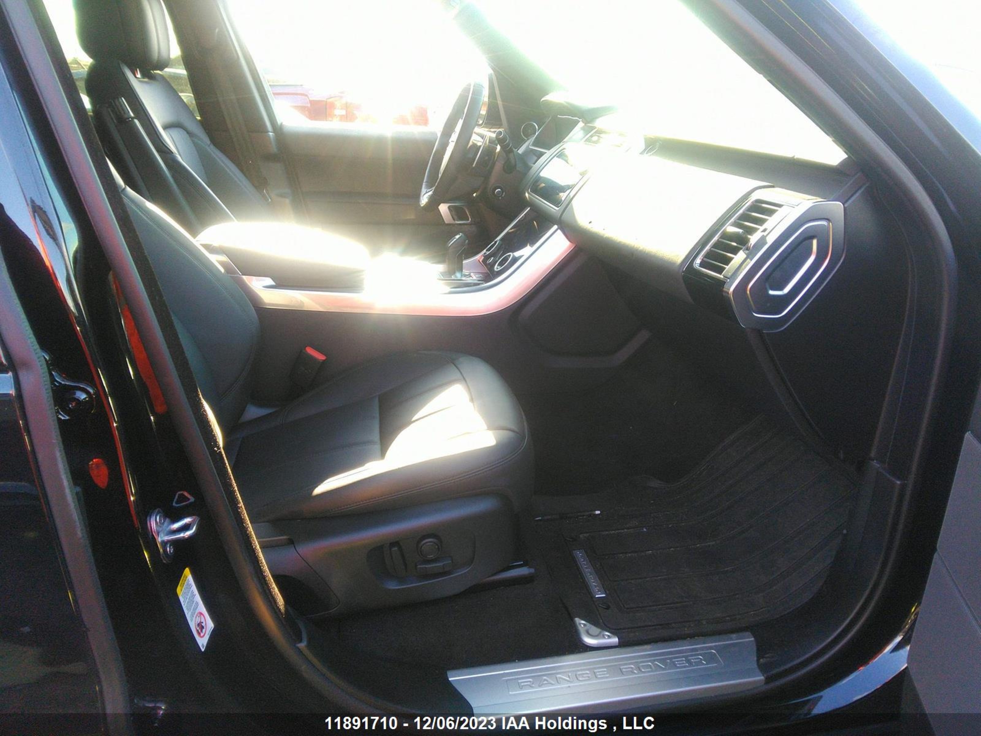 Photo 4 VIN: SALWR2SE3NA246183 - LAND ROVER RANGE ROVER SPORT 