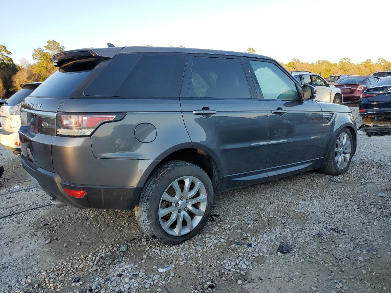 Photo 2 VIN: SALWR2VF2GA636327 - LAND ROVER RANGE ROVER 