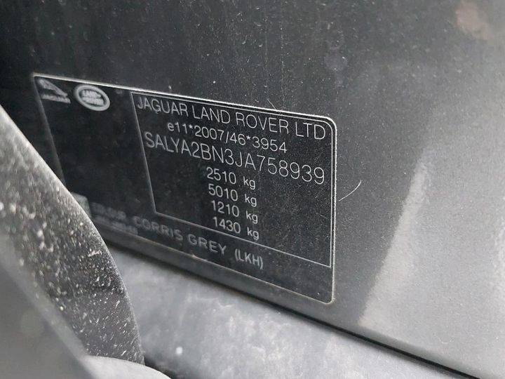 Photo 8 VIN: SALYA2BN3JA758939 - LAND ROVER RANGE ROVER VEL 