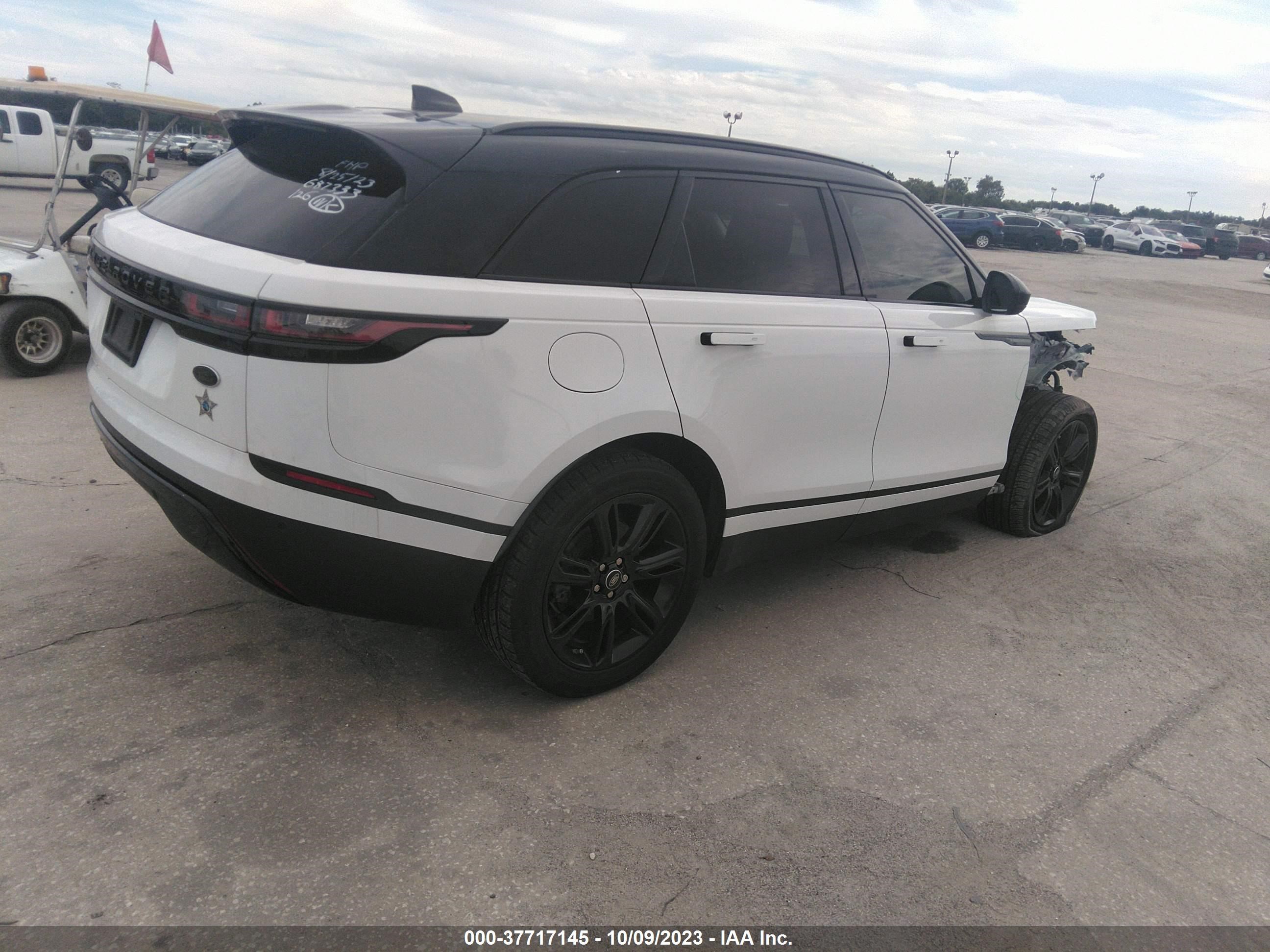 Photo 3 VIN: SALYB2RX3JA743183 - LAND ROVER RANGE ROVER VELAR 