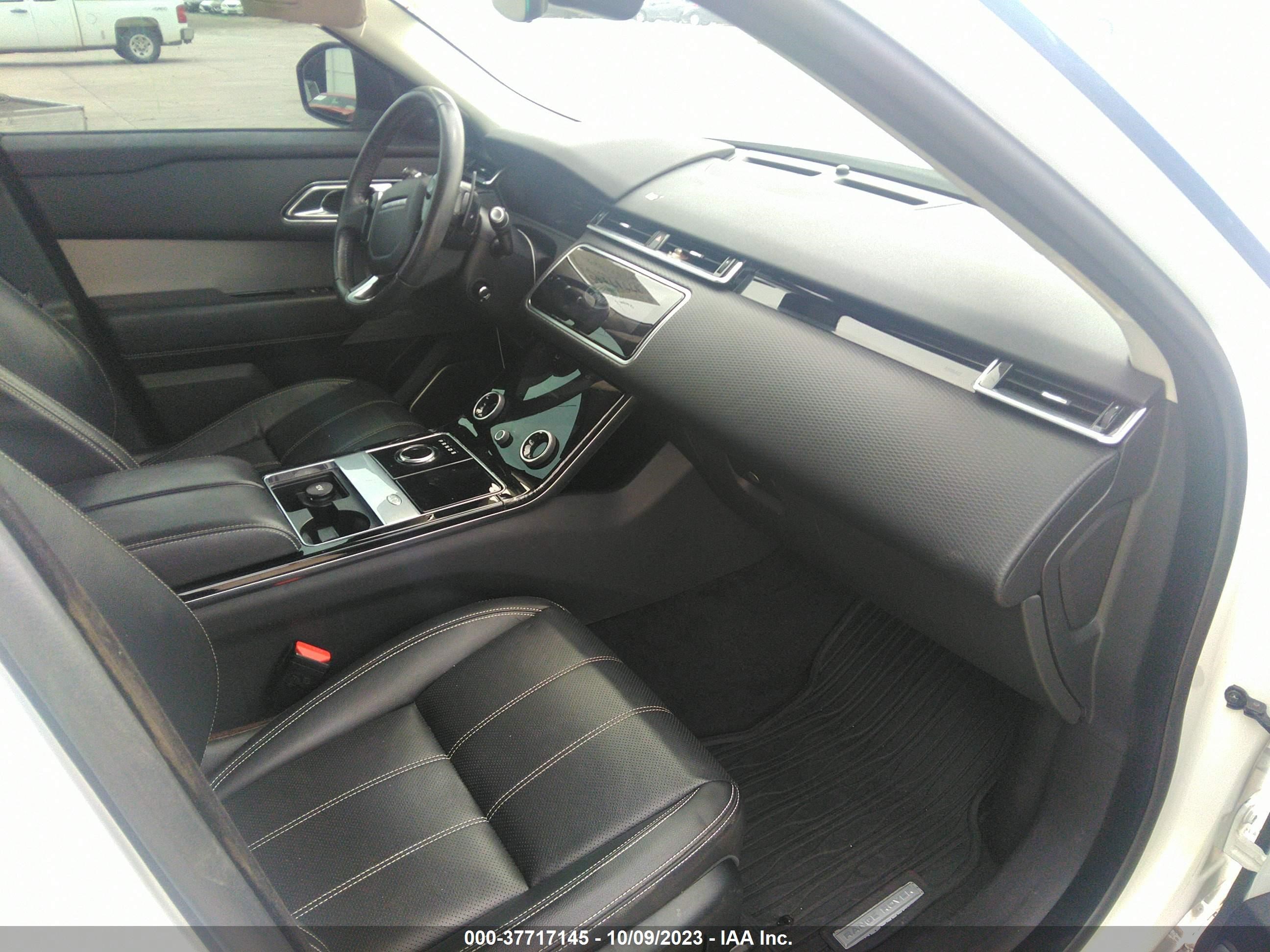 Photo 4 VIN: SALYB2RX3JA743183 - LAND ROVER RANGE ROVER VELAR 