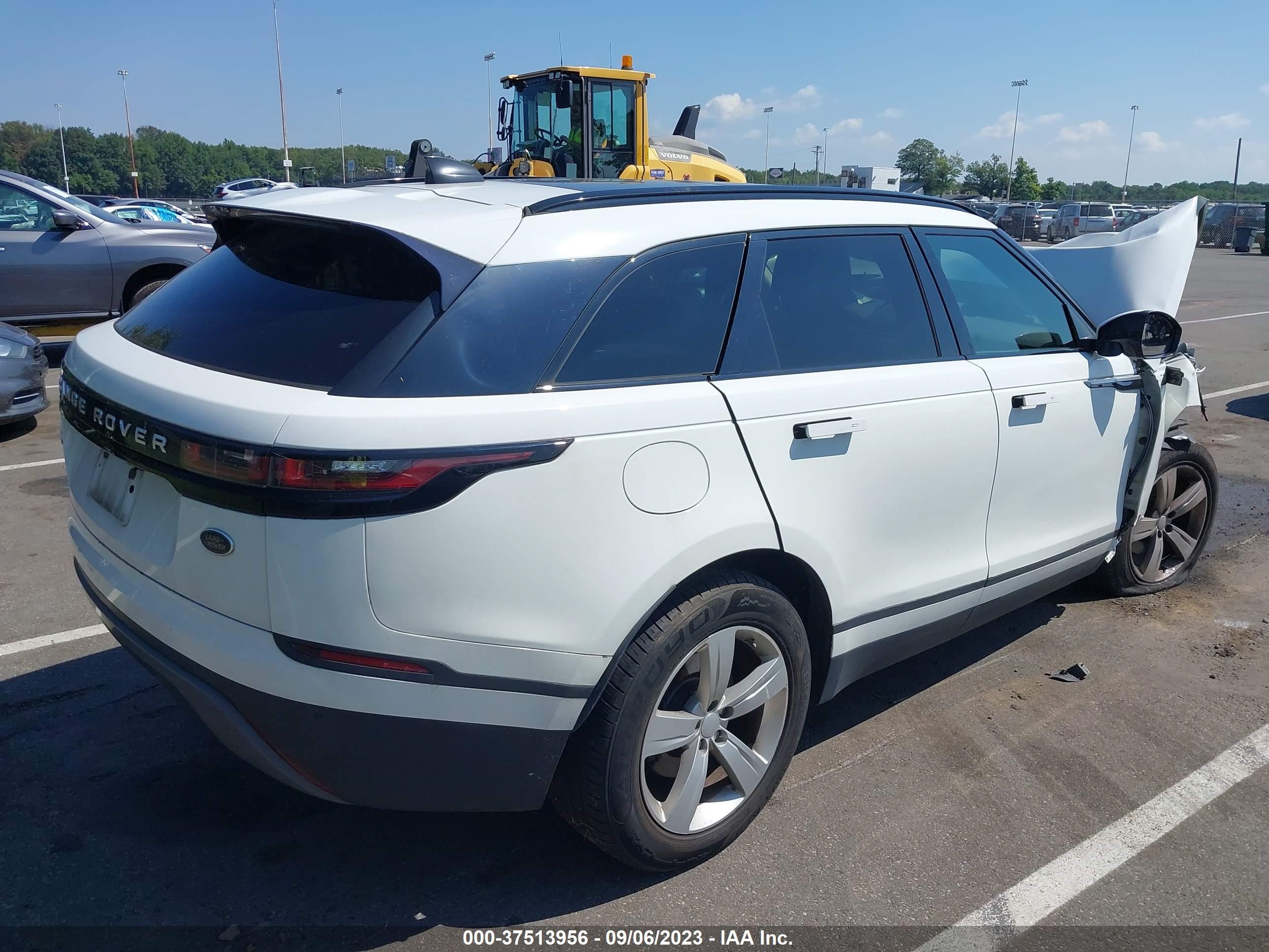 Photo 3 VIN: SALYB2RX6JA777697 - LAND ROVER RANGE ROVER VELAR 