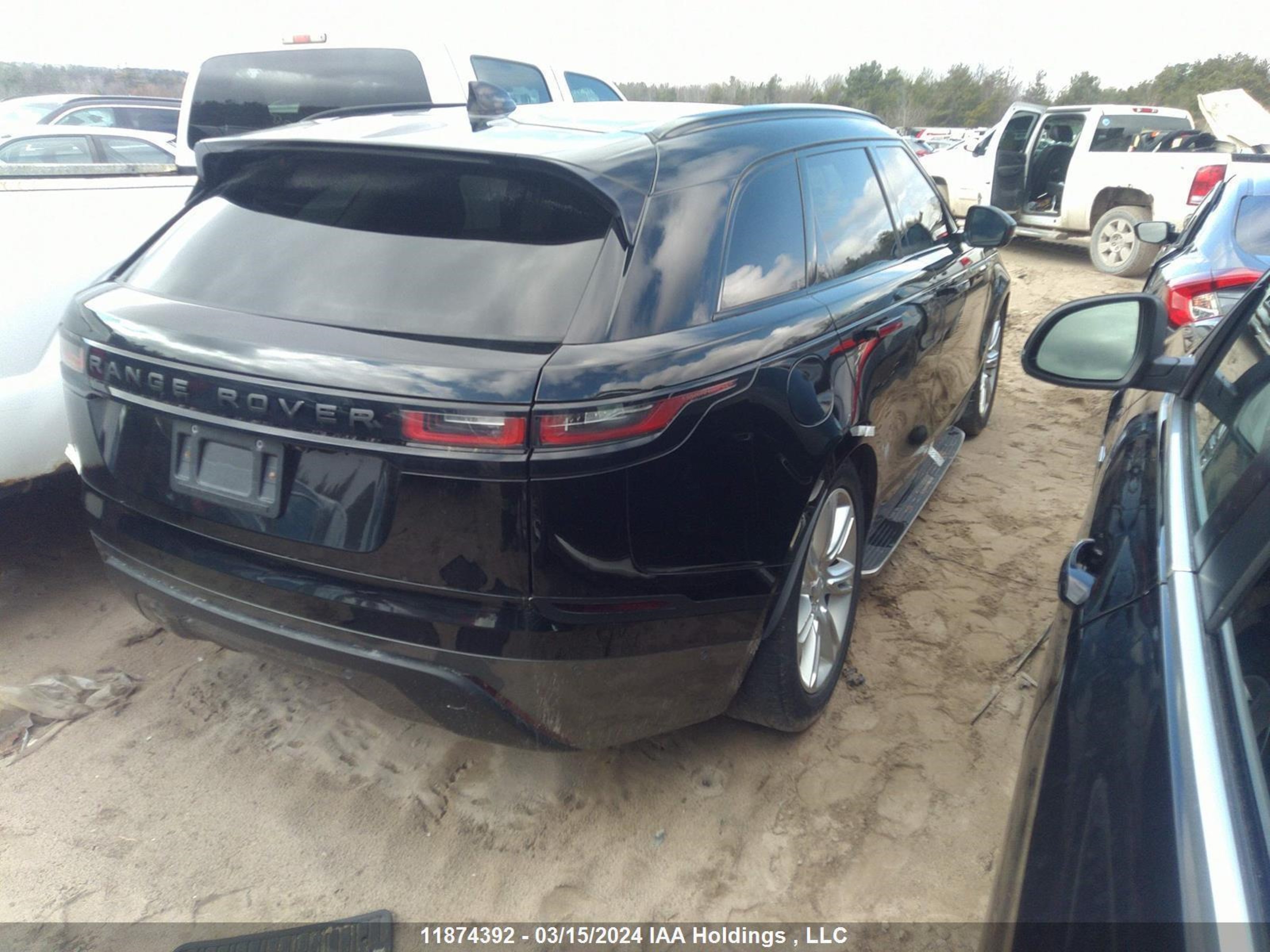 Photo 3 VIN: SALYC2RV5JA758506 - LAND ROVER RANGE ROVER VELAR 