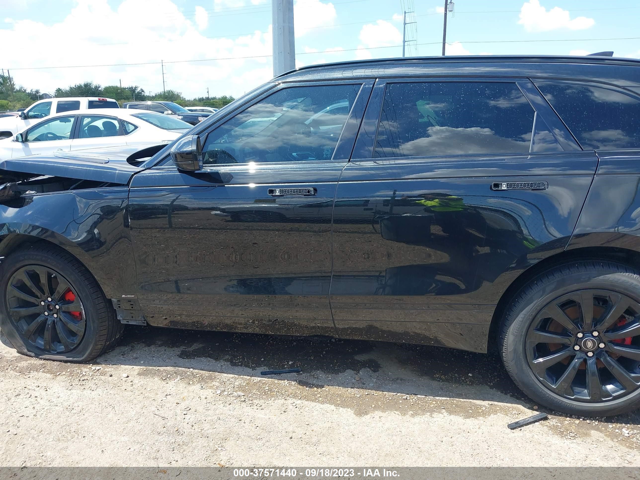 Photo 13 VIN: SALYL2RN4JA727862 - LAND ROVER RANGE ROVER VELAR 