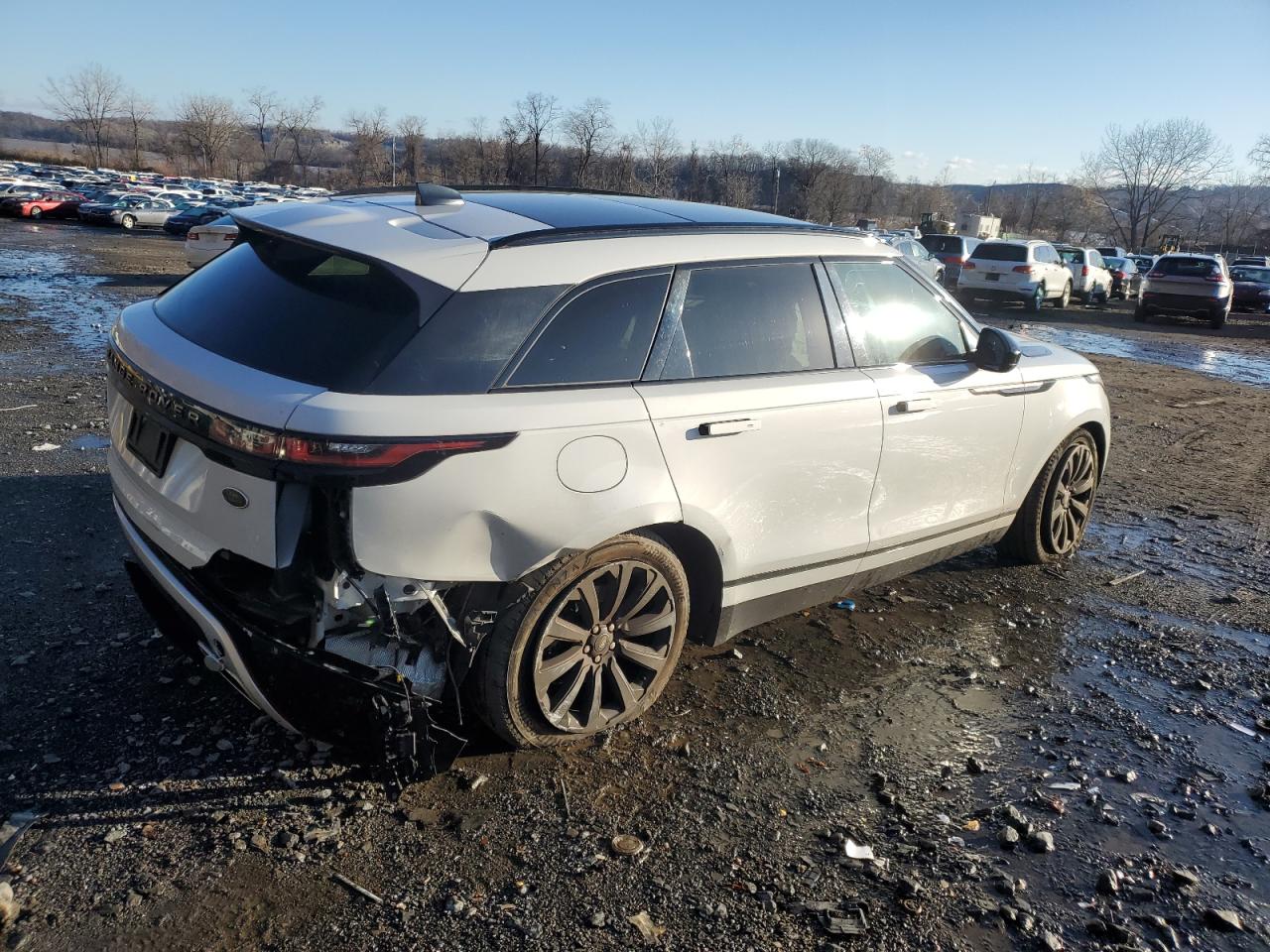 Photo 2 VIN: SALYL2RV3JA742224 - LAND ROVER RANGE ROVER 