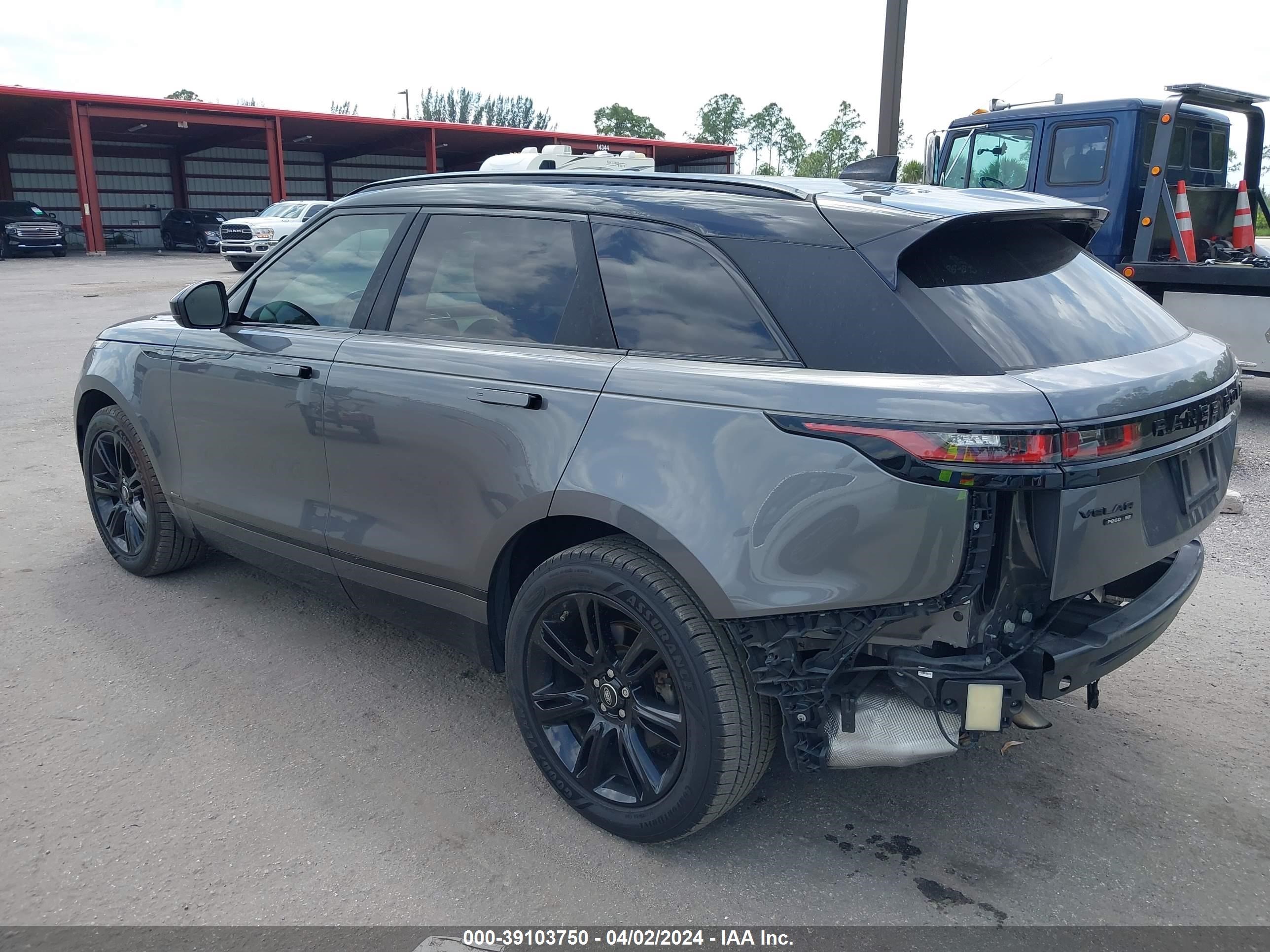 Photo 2 VIN: SALYL2RX3JA738904 - LAND ROVER RANGE ROVER VELAR 