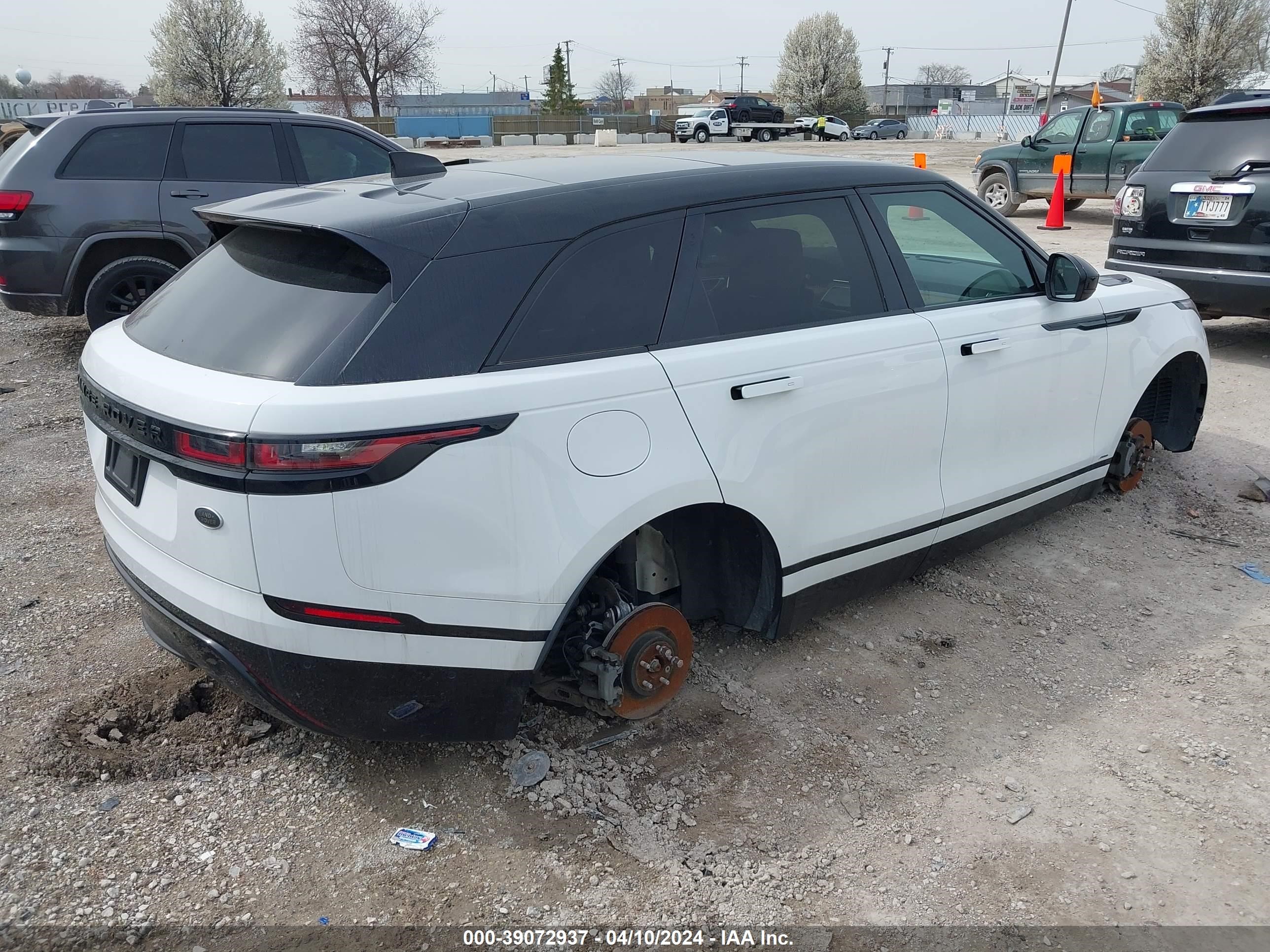 Photo 3 VIN: SALYM2RN9JA734836 - LAND ROVER RANGE ROVER VELAR 