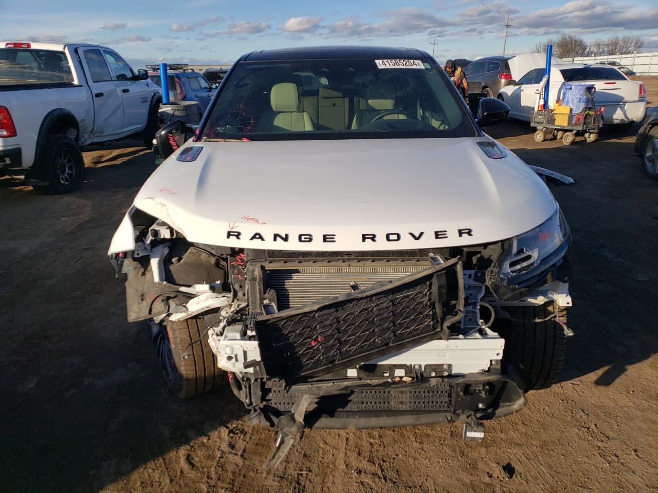 Photo 4 VIN: SALYT2EX9PA349635 - LAND ROVER RANGE ROVER 