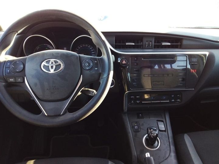 Photo 3 VIN: SB1MS3JE00E404656 - TOYOTA AURIS 