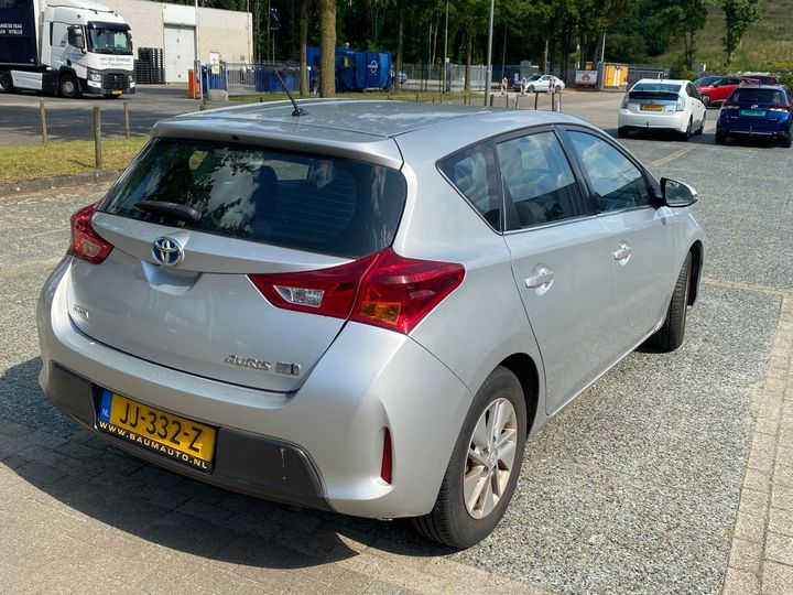 Photo 3 VIN: SB1MS3JE30E028034 - TOYOTA AURIS 