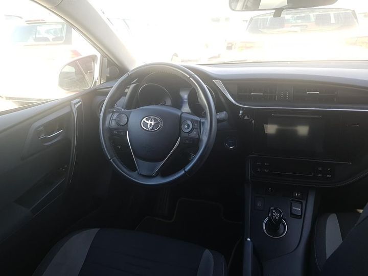 Photo 3 VIN: SB1ZS3JE30E452786 - TOYOTA AURIS 