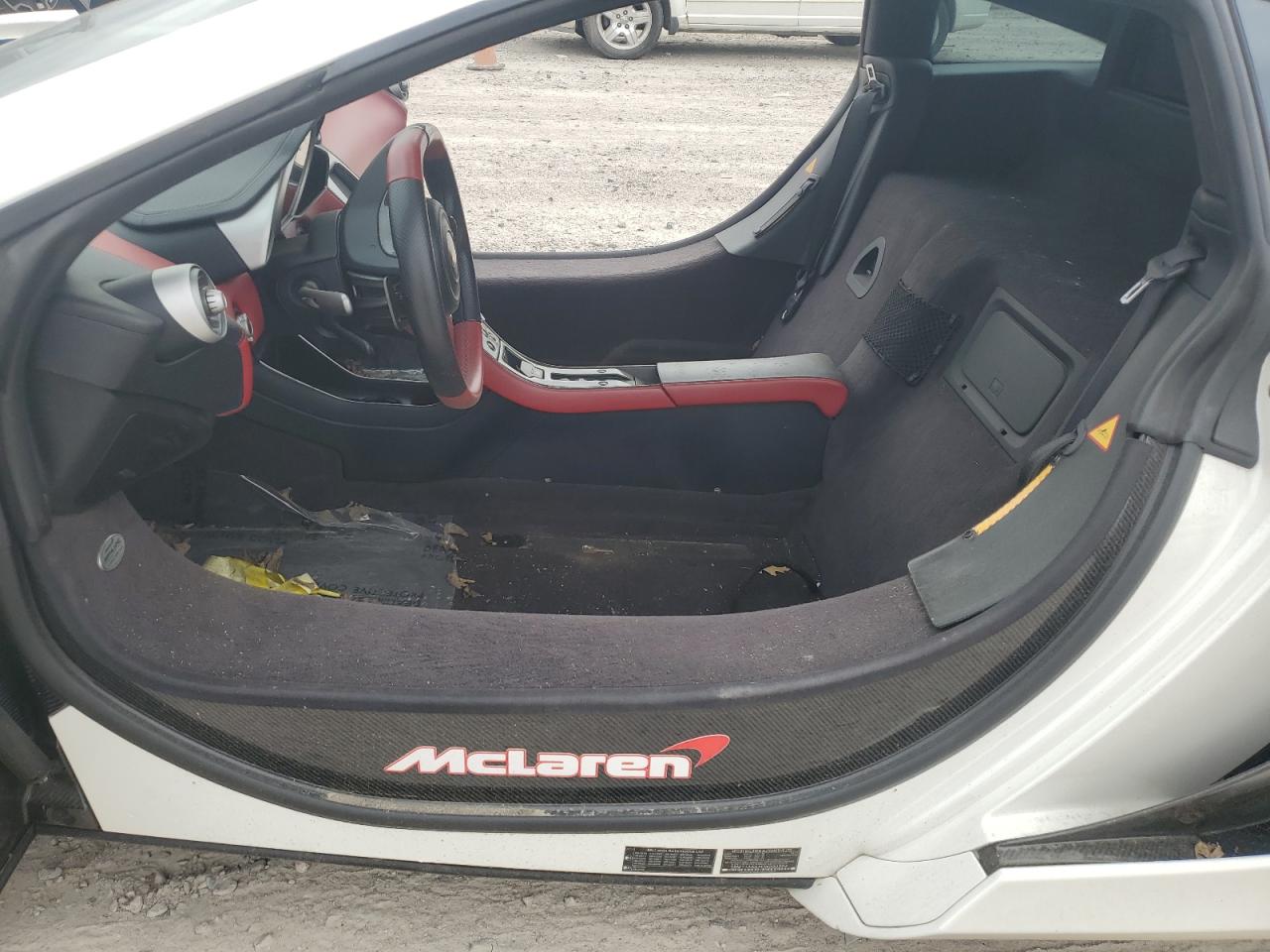 Photo 6 VIN: SBM11AAA4CW000204 - MCLAREN MP4-12C 