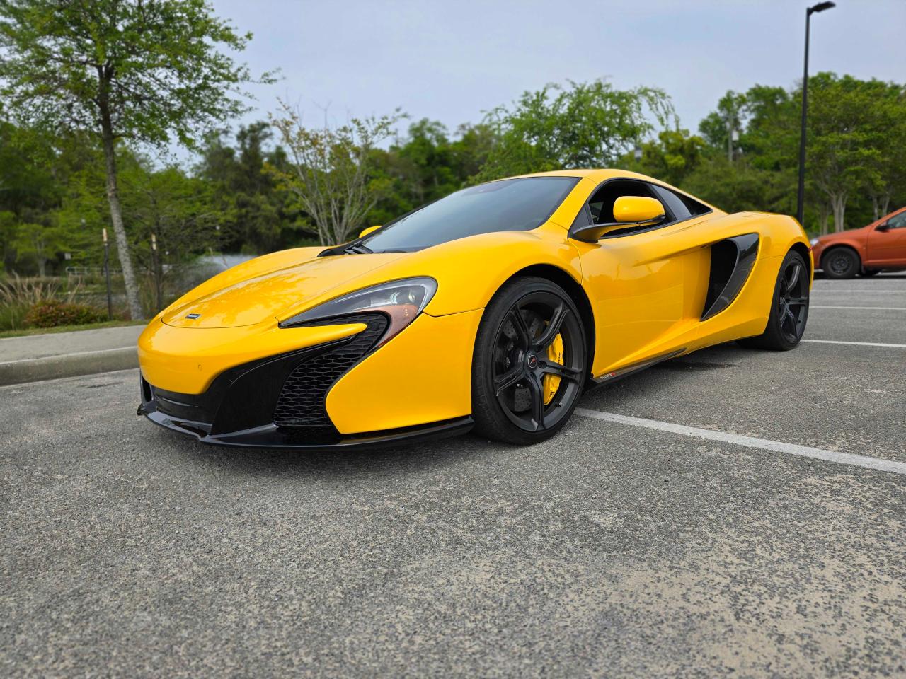 Photo 1 VIN: SBM11DAA4FW004792 - MCLAREN 650S 