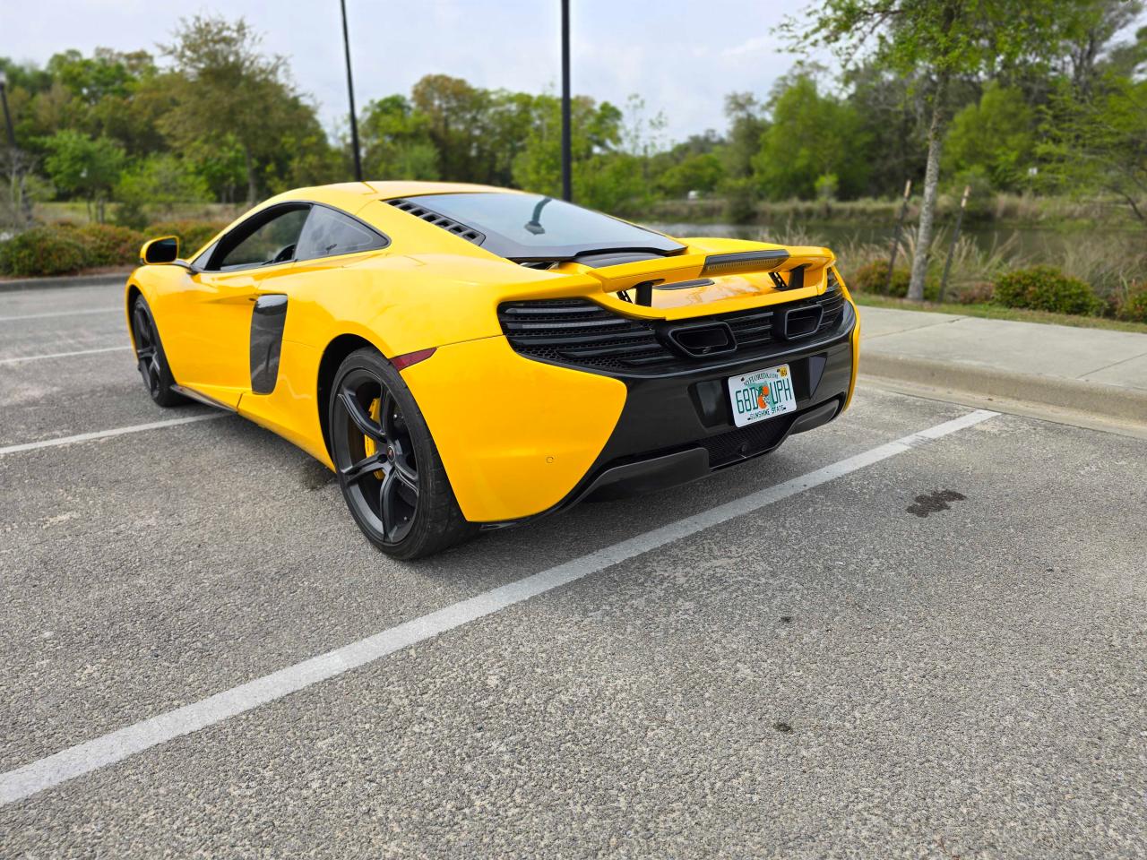 Photo 2 VIN: SBM11DAA4FW004792 - MCLAREN 650S 