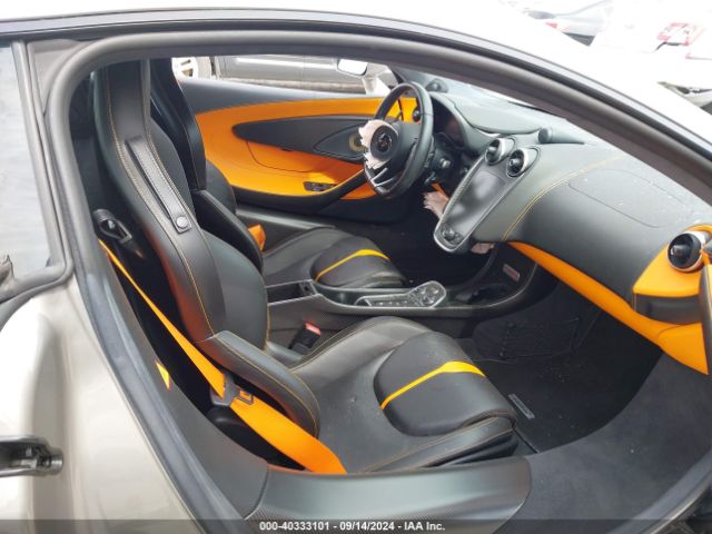 Photo 4 VIN: SBM13DAA3HW002531 - MCLAREN 570S 