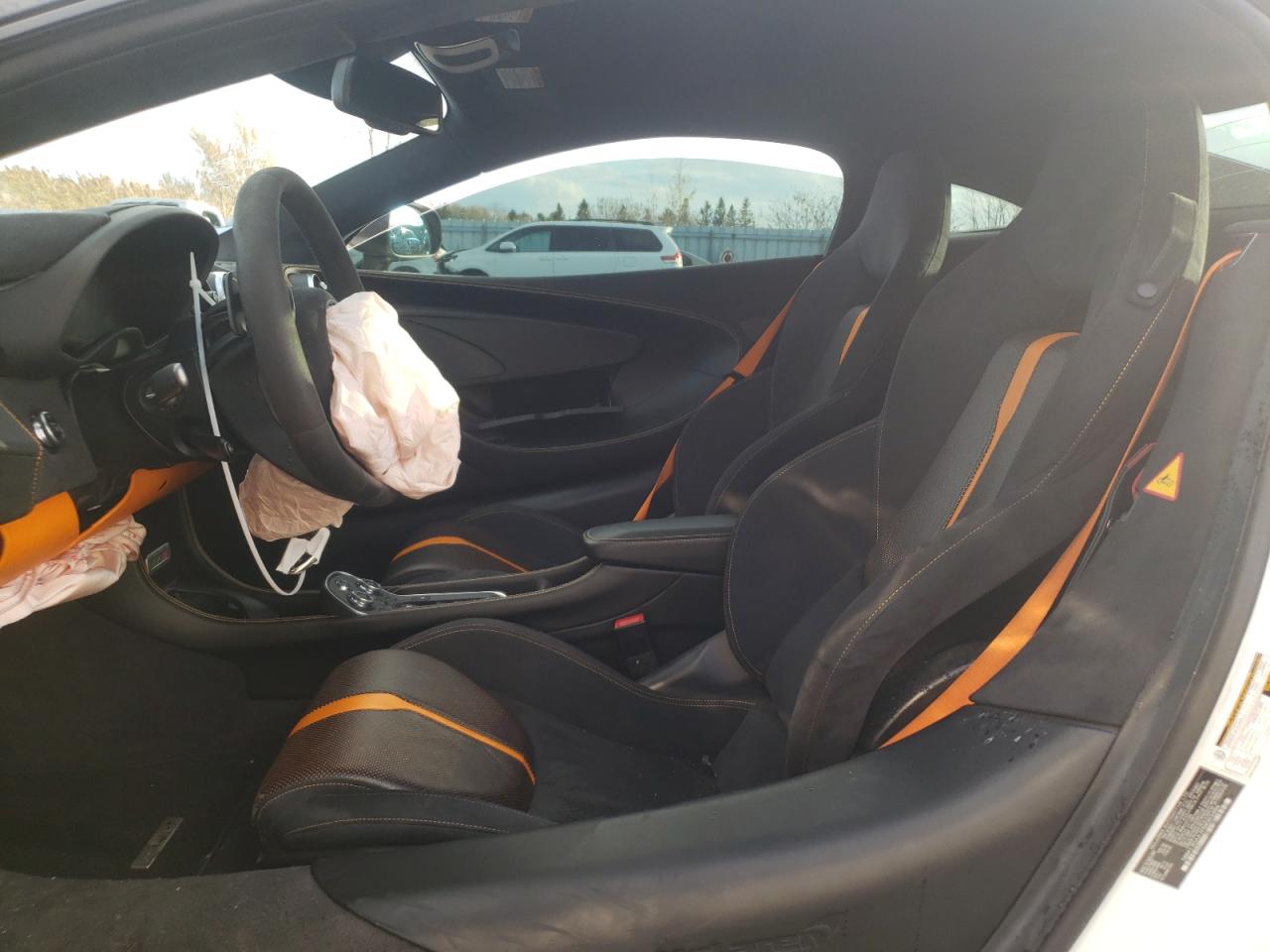 Photo 6 VIN: SBM13DAA7HW003486 - MCLAREN 570S 