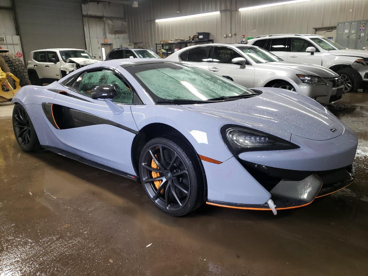 Photo 3 VIN: SBM13FAA7JW005420 - MCLAREN 570S 