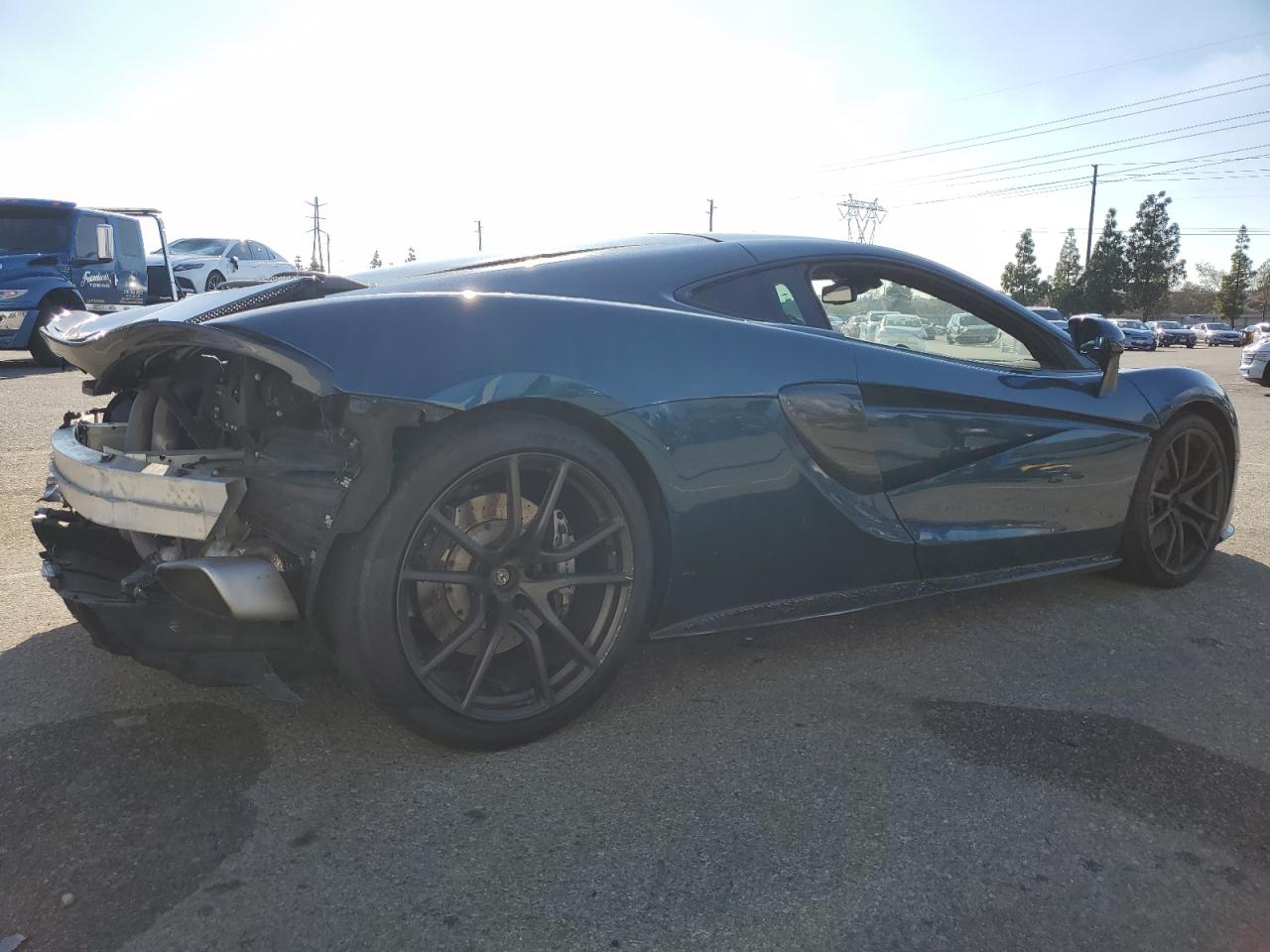 Photo 2 VIN: SBM13GAA4HW001471 - MCLAREN 570GT 