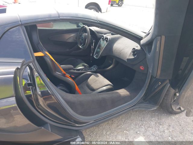 Photo 4 VIN: SBM13SAA1LW007692 - MCLAREN 600LT 