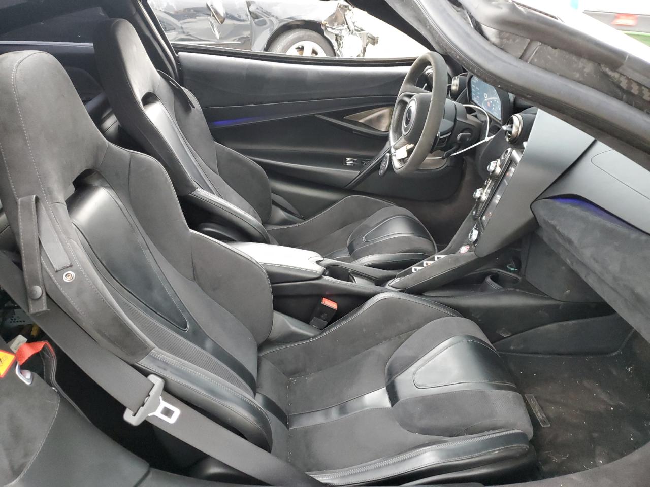 Photo 9 VIN: SBM14DCA2JW000267 - MCLAREN 720S 