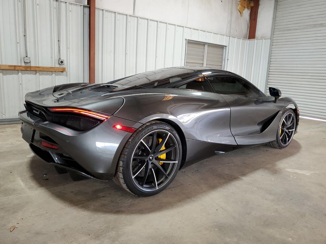 Photo 2 VIN: SBM14DCA7KW002730 - MCLAREN 720S 