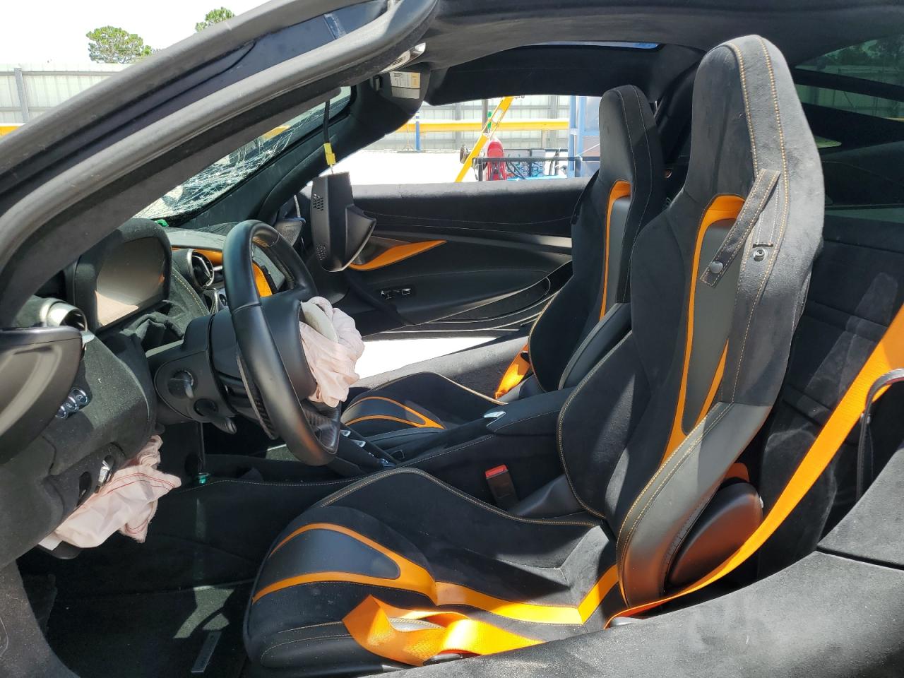 Photo 6 VIN: SBM14DCA8KW002400 - MCLAREN 720S 