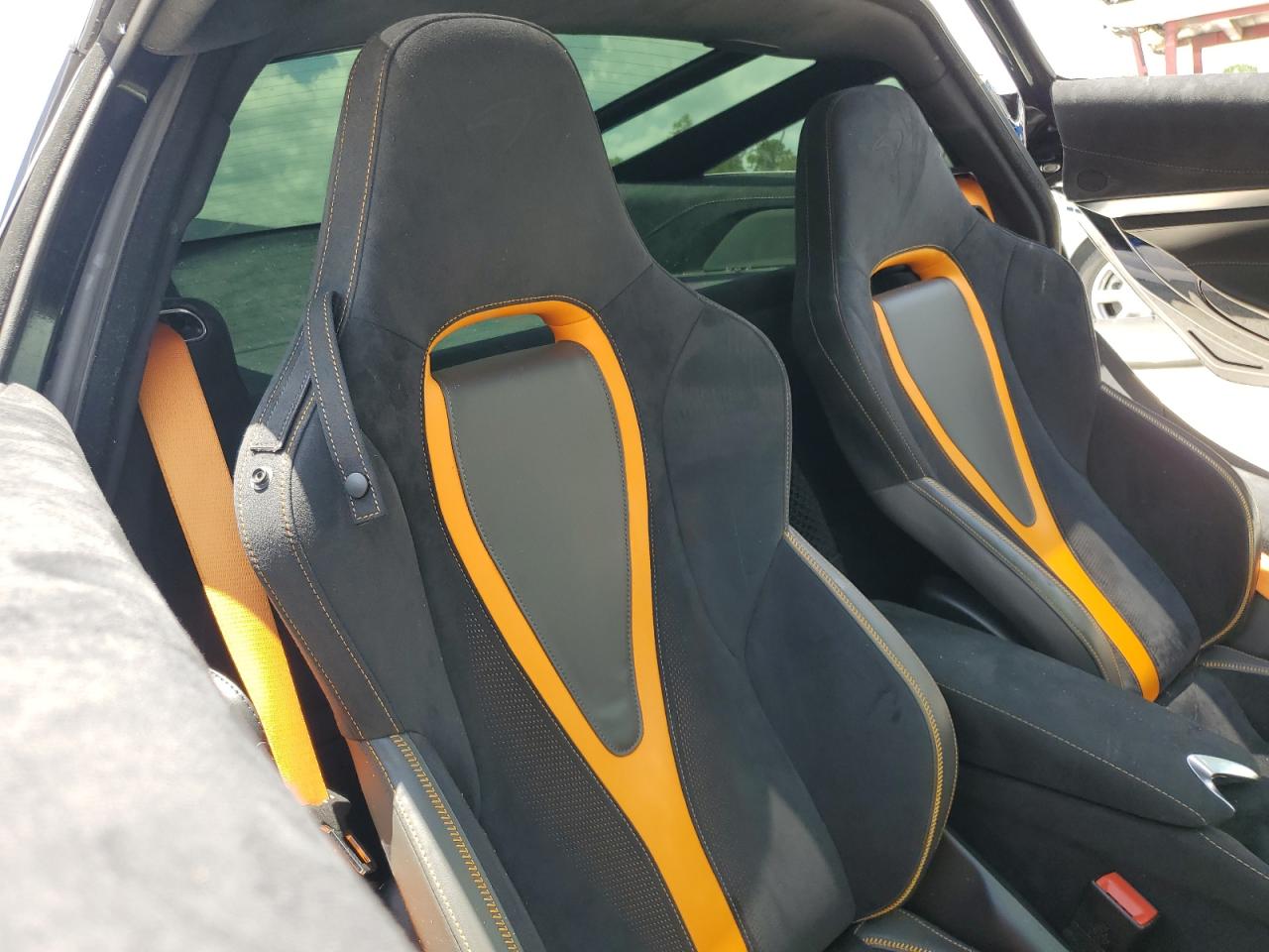 Photo 9 VIN: SBM14DCA8KW002400 - MCLAREN 720S 