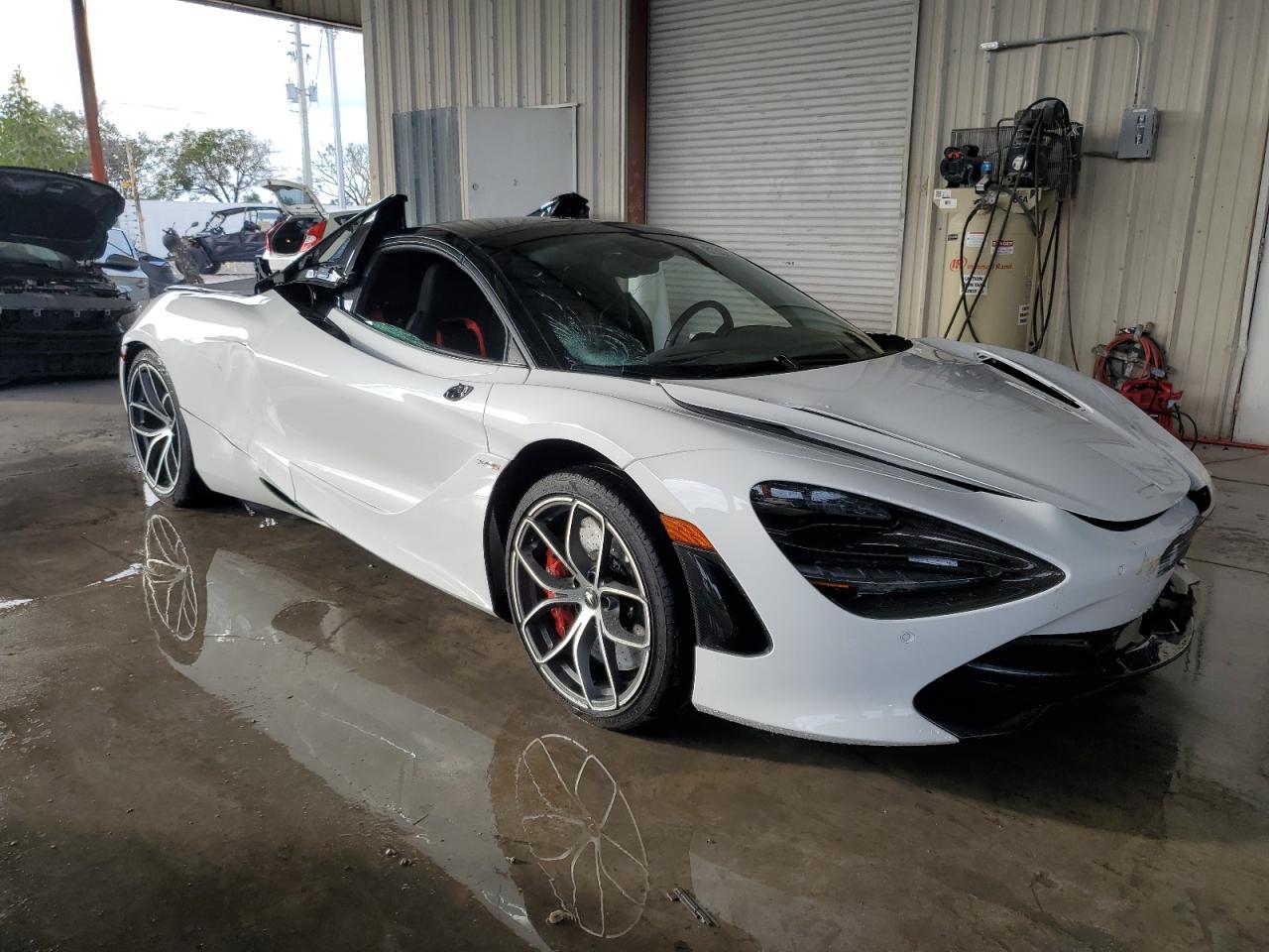 Photo 3 VIN: SBM14FCA3NW006760 - MCLAREN 720S 