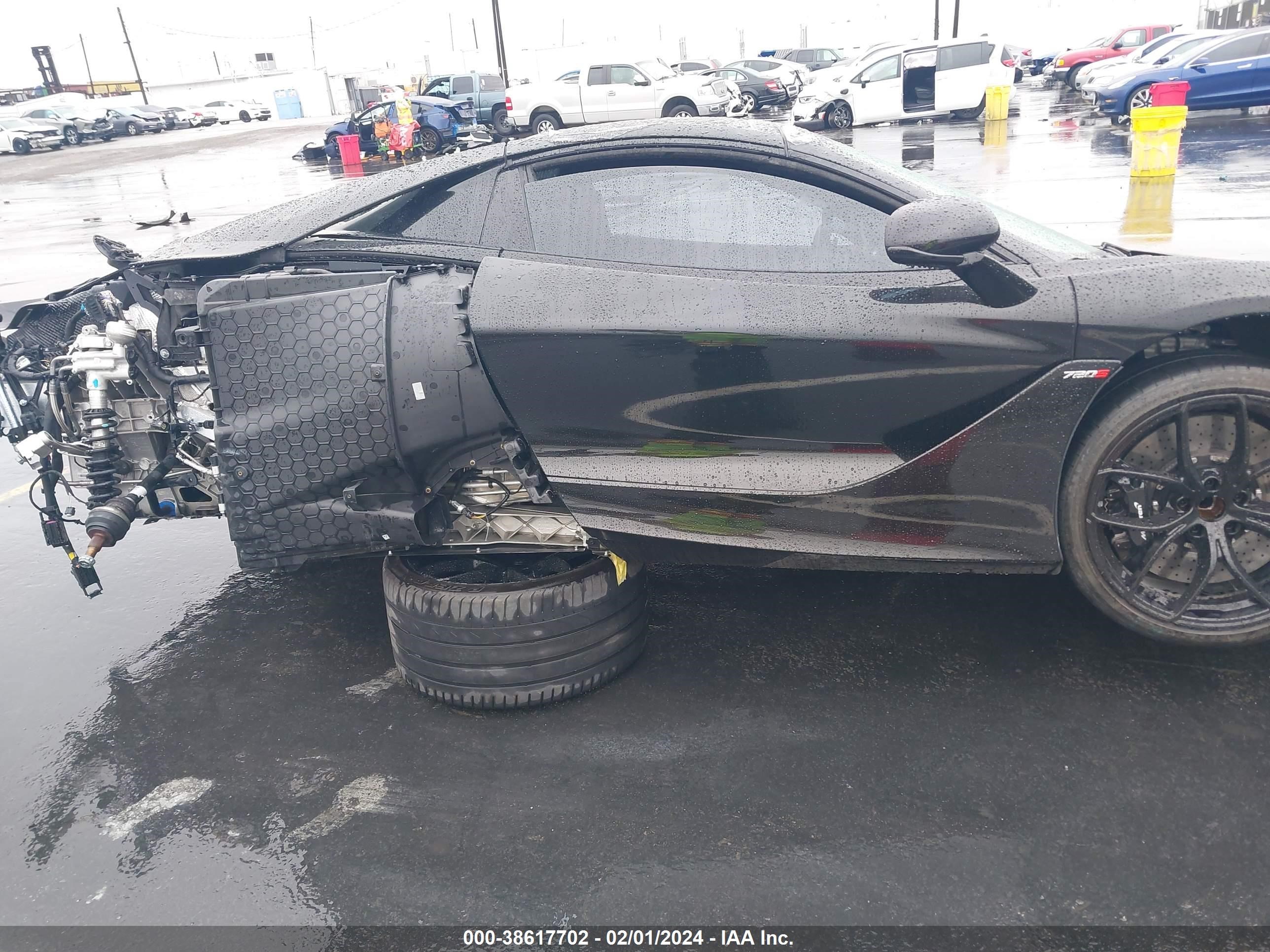 Photo 13 VIN: SBM14FCA5LW005008 - MCLAREN 720S 