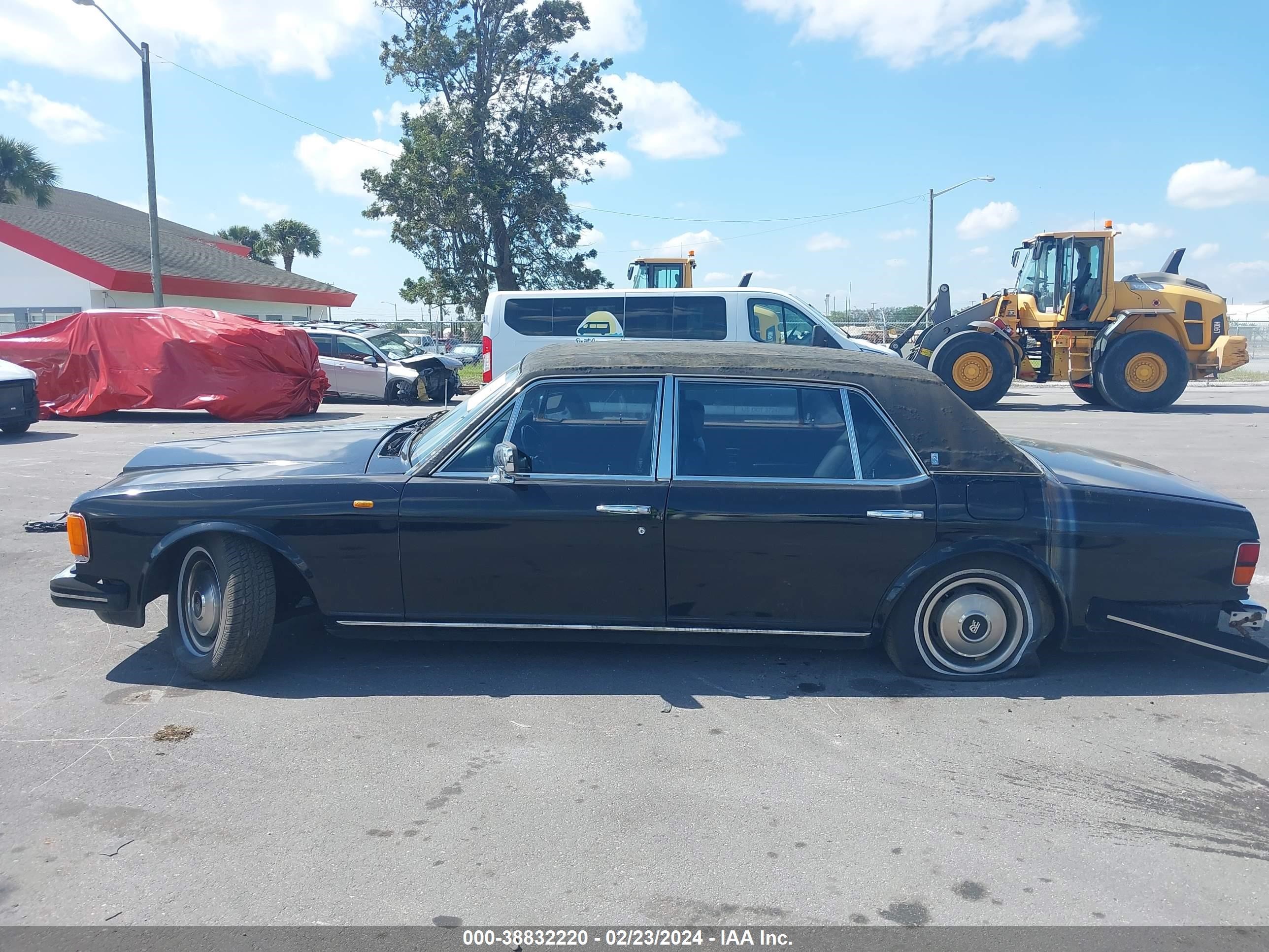 Photo 13 VIN: SCAZN42A1DCX06380 - ROLLS-ROYCE SILVER SPUR 