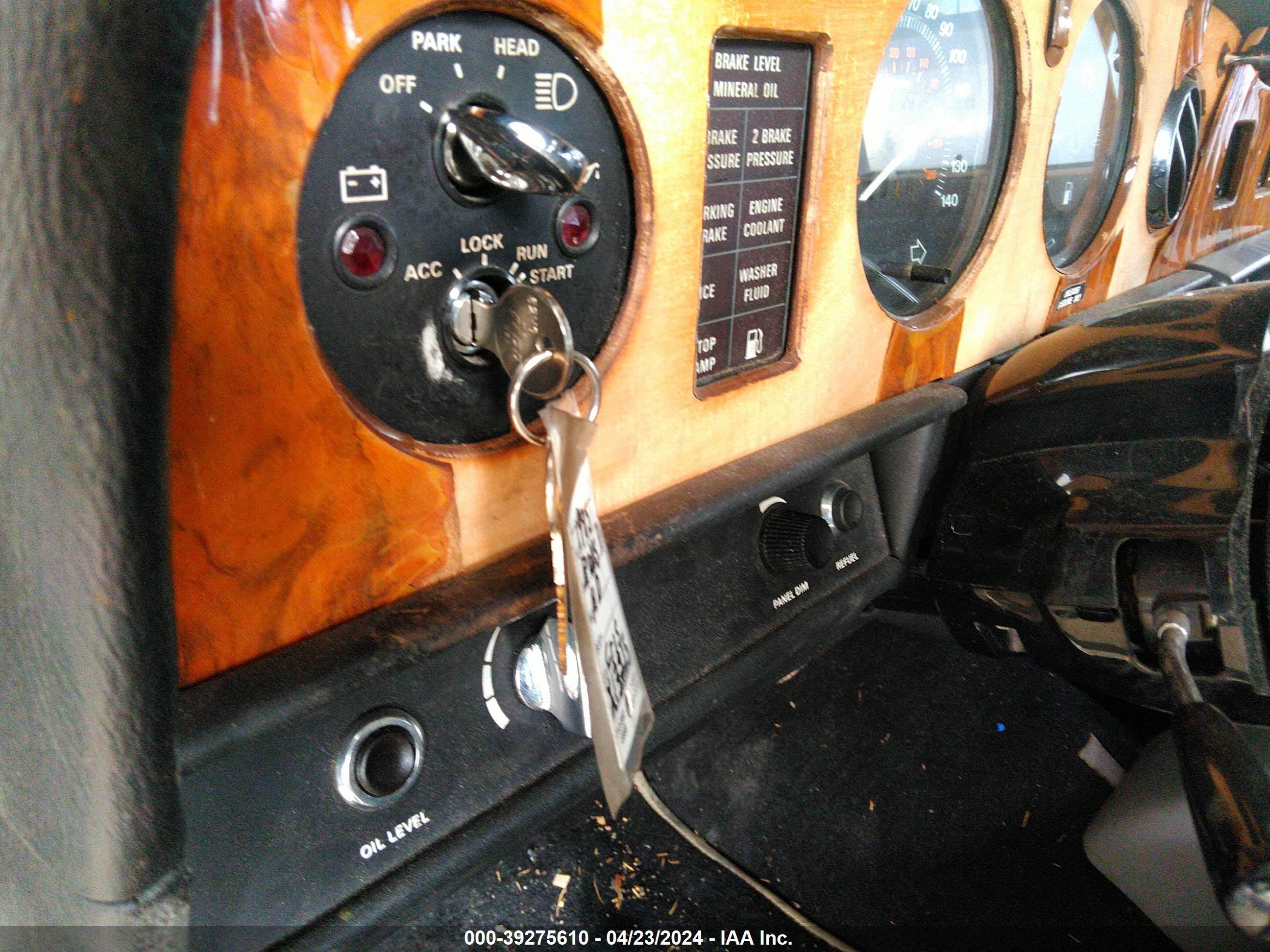 Photo 10 VIN: SCAZN42A6FCX13215 - ROLLS-ROYCE SILVER SPUR 