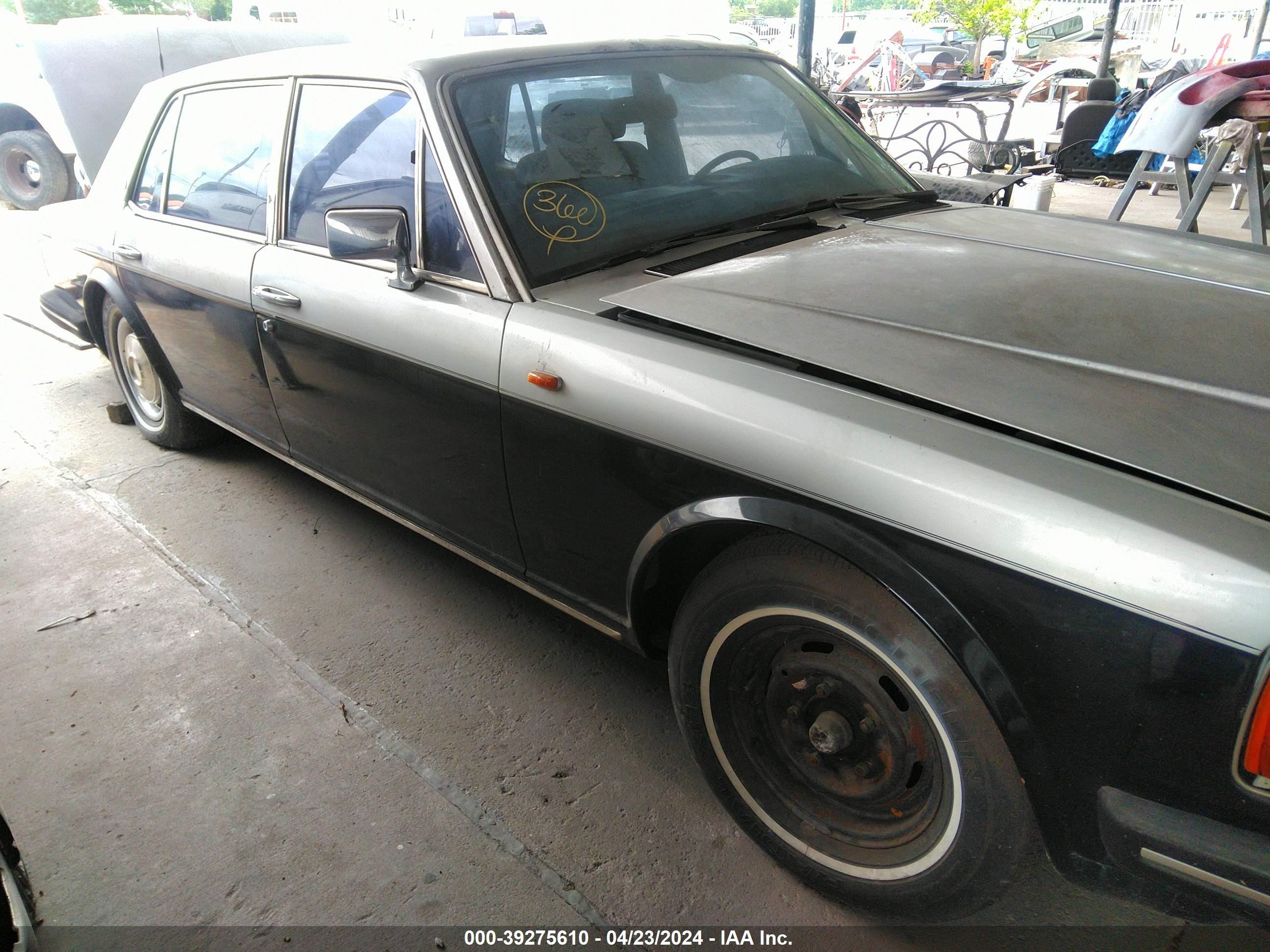 Photo 13 VIN: SCAZN42A6FCX13215 - ROLLS-ROYCE SILVER SPUR 