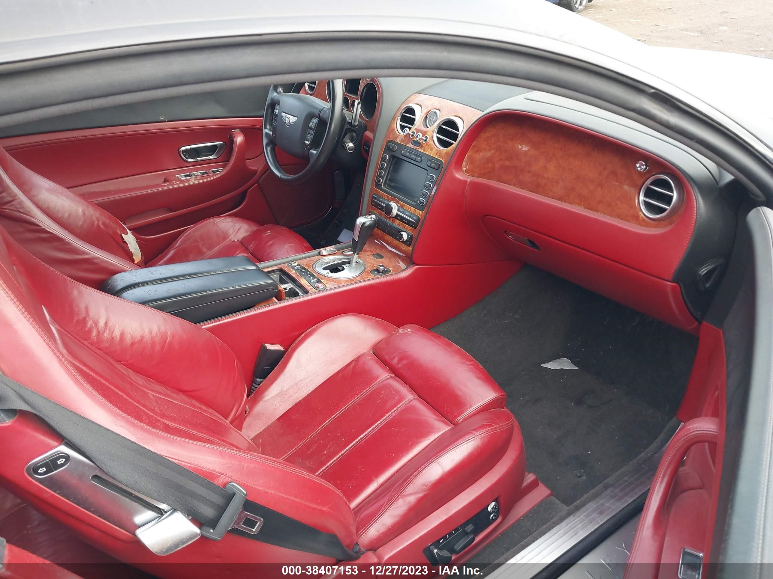 Photo 4 VIN: SCBCR63W04C021945 - BENTLEY CONTINENTAL GT 