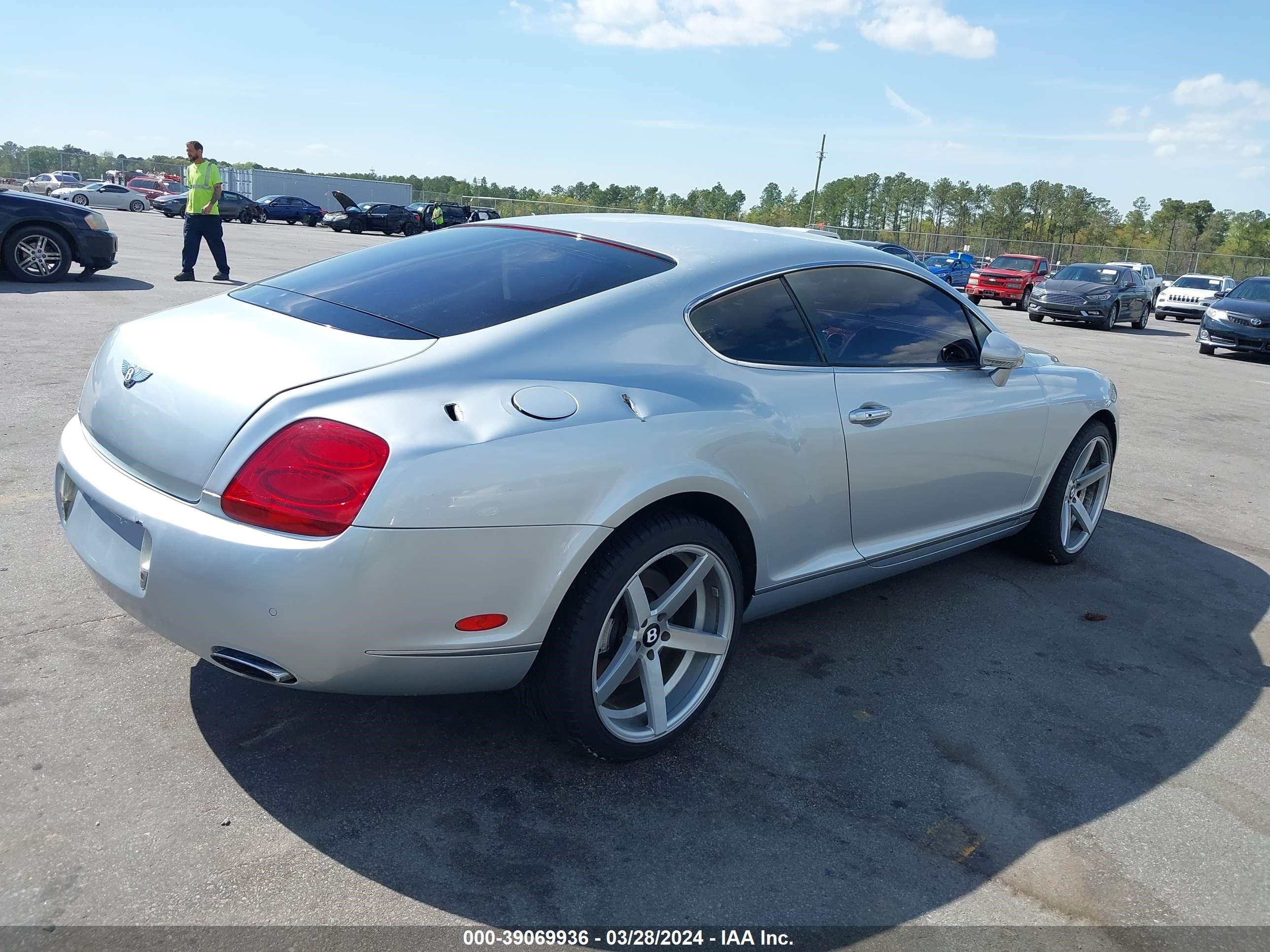 Photo 3 VIN: SCBCR63W35C025179 - BENTLEY CONTINENTAL GT 